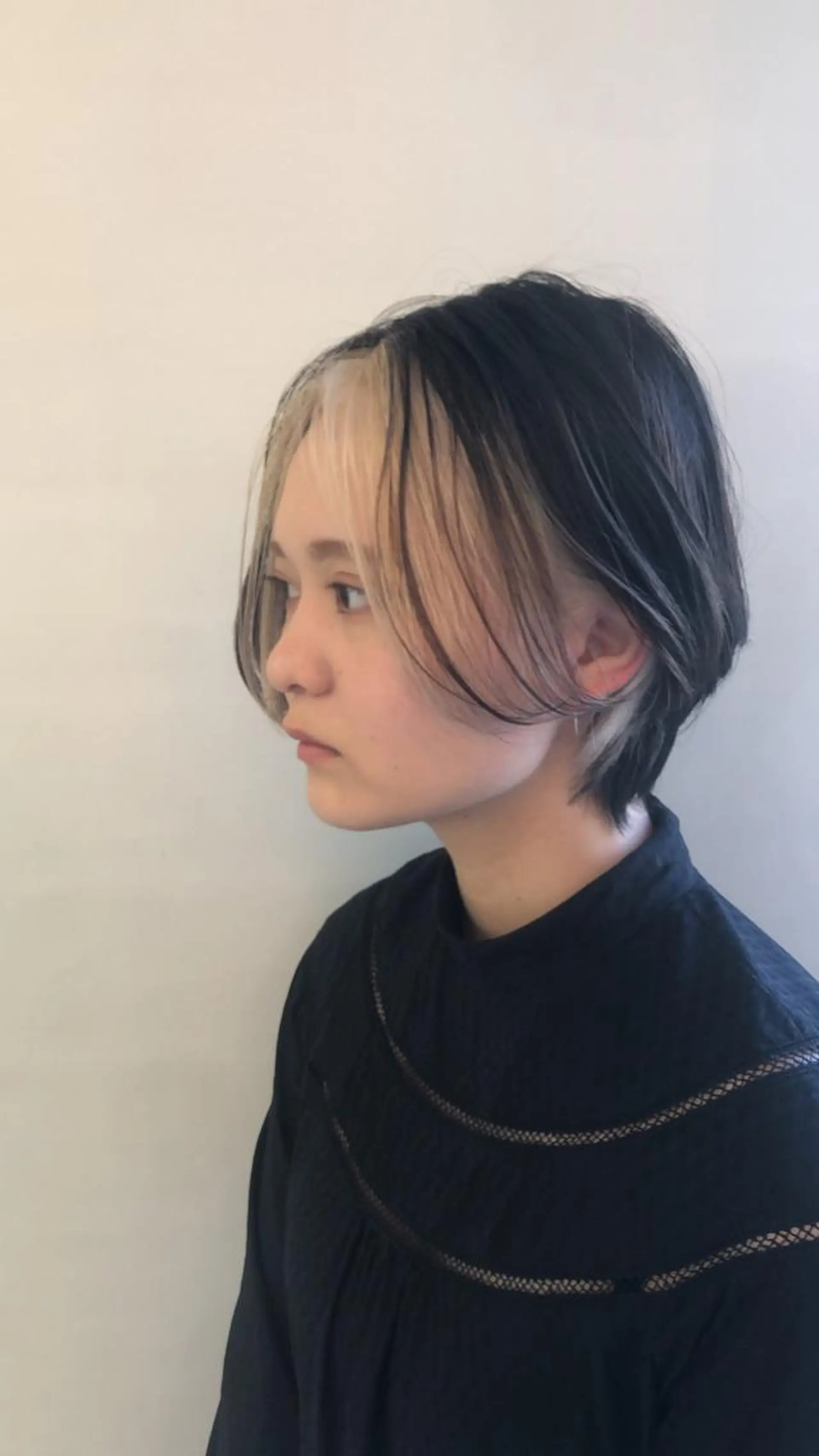 ミディアム カラー レイヤー・ブリーチ kiyotoshiのヘアスタイル