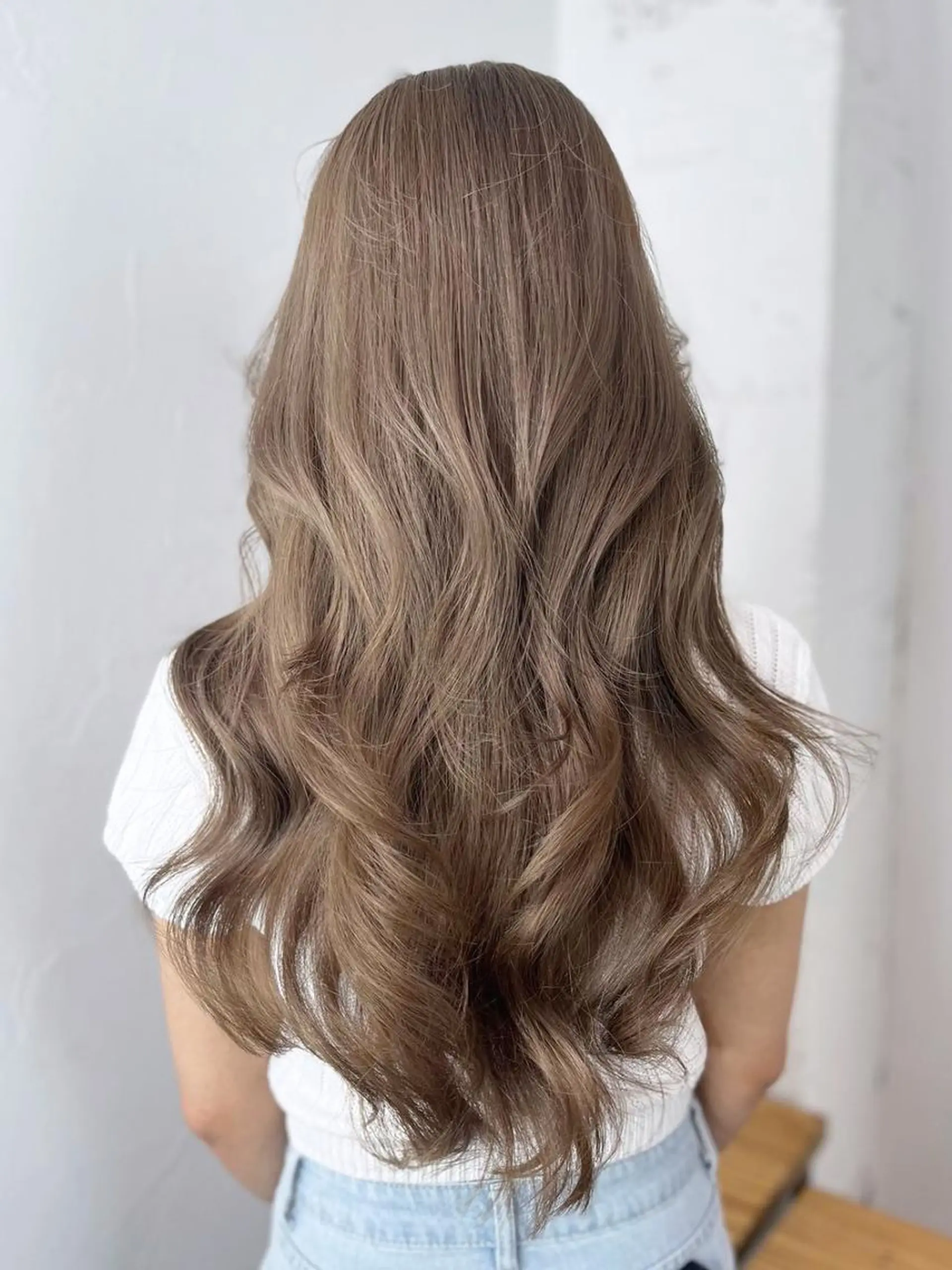 カラー セミロング ベージュカラー レイヤーカット カット ヘアカラー トリートメント ITbyALBUM 中野店のヘアスタイル