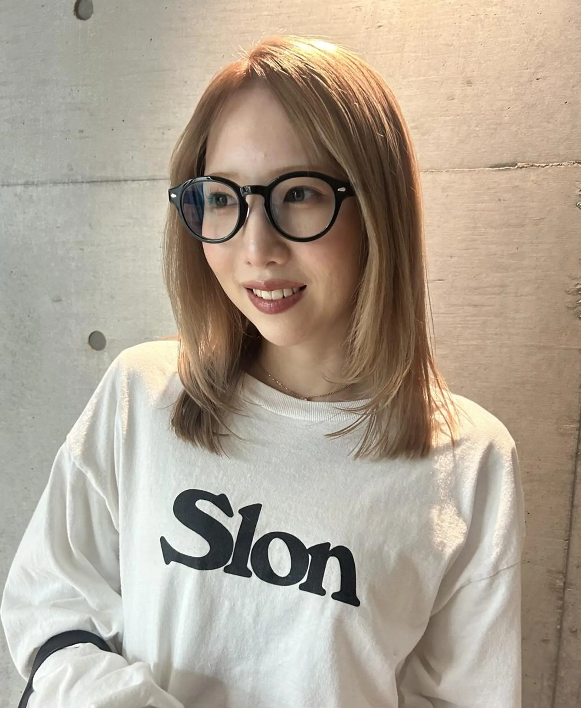 カラー ブリーチ ケアカラー カット ヘアカラー トリートメント qiie ブリーチ ハイライトのヘアスタイル