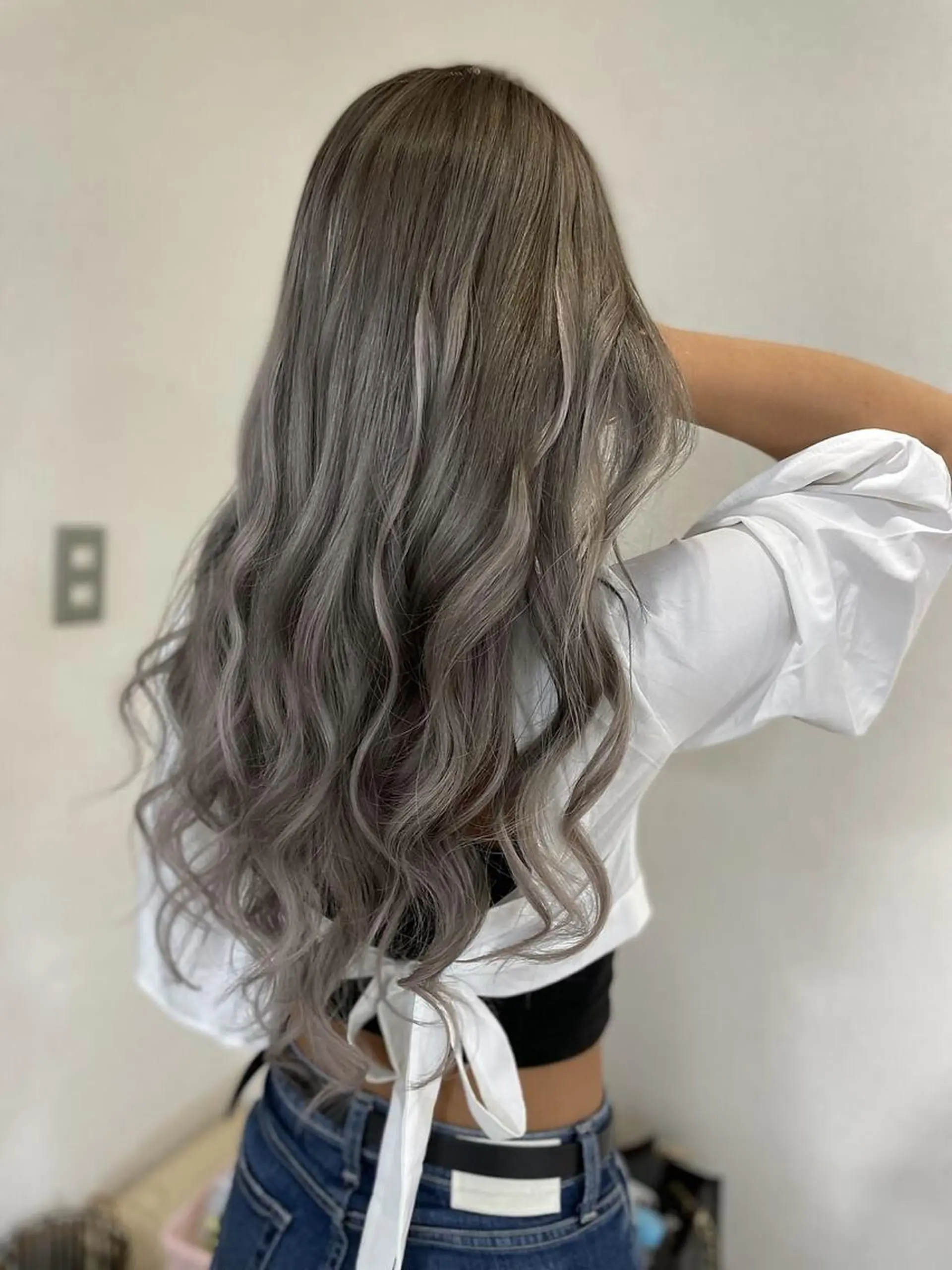 ロング アンククロス横浜関内店所属・ブリーチカラーカット /miinaのヘアスタイル