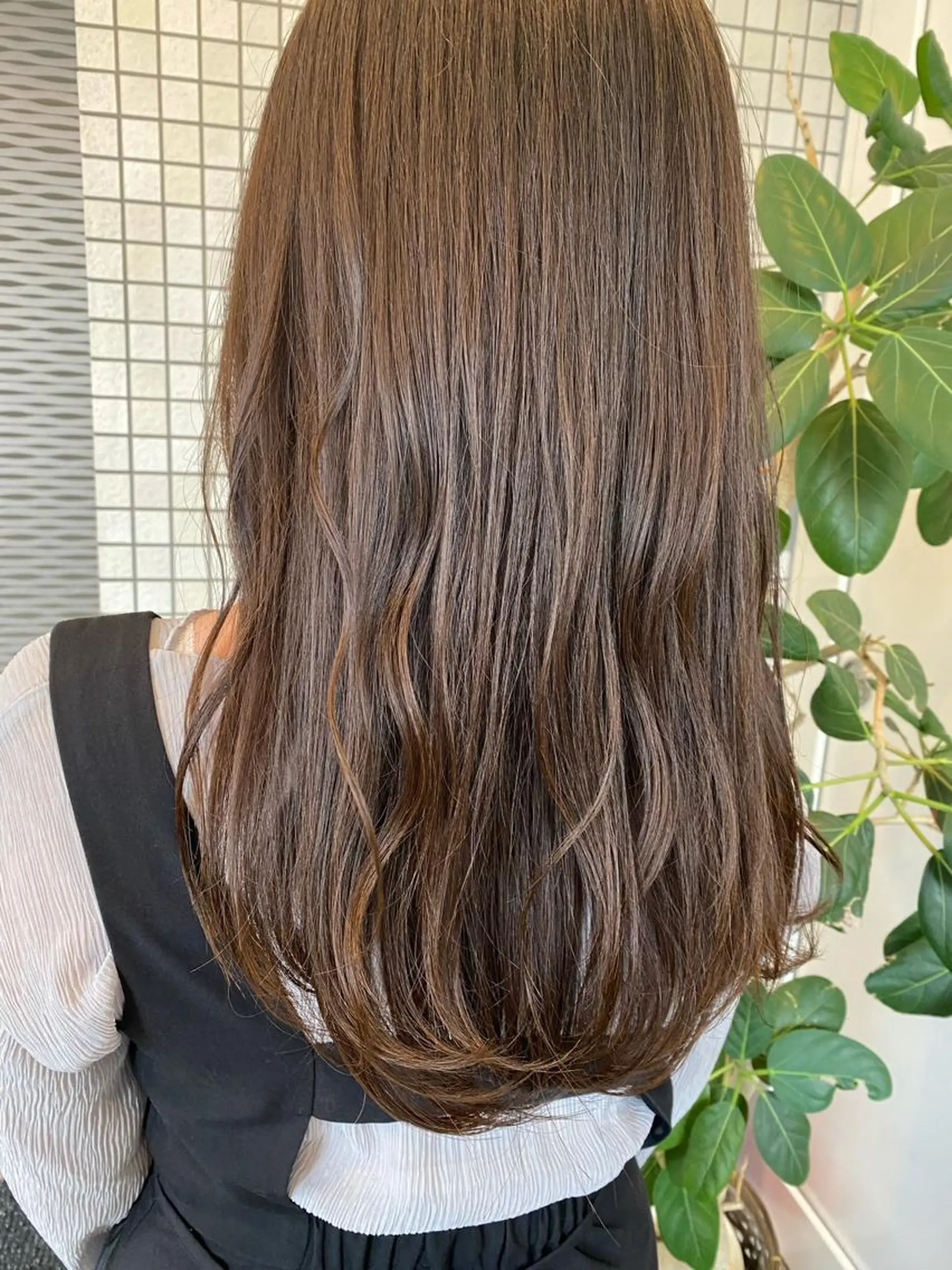 ロング カラー トリートメント 透明感カラー 🩰asumiのヘアスタイル
