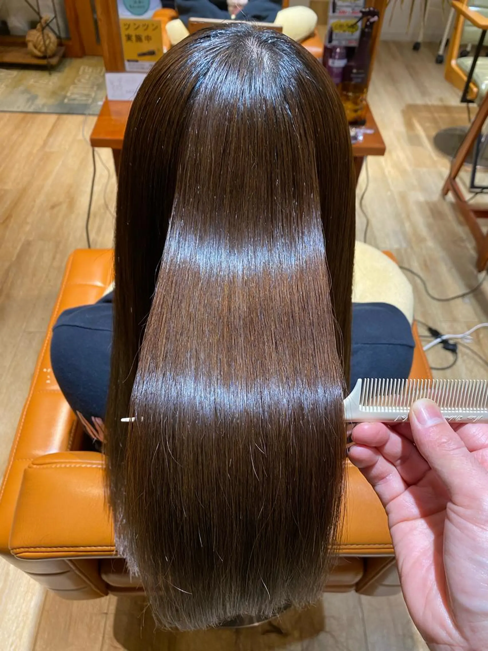 セミロング カット 縮毛矯正 トリートメント ICON所属・艶美髪マスター 店長✂︎YUKKEのヘアスタイル