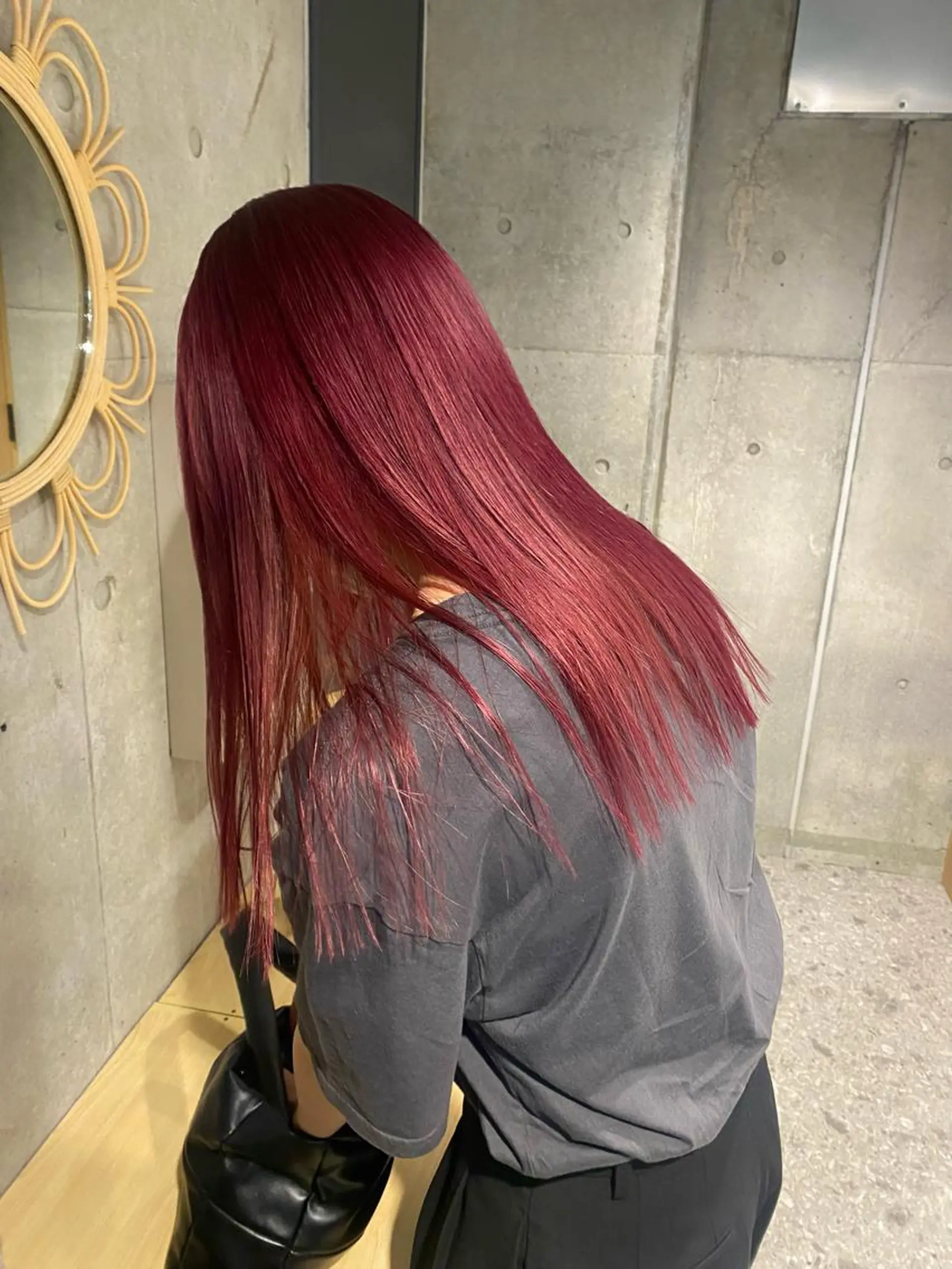 ロング ヘアカラー トリートメント Yahiko ハイトーンのヘアスタイル