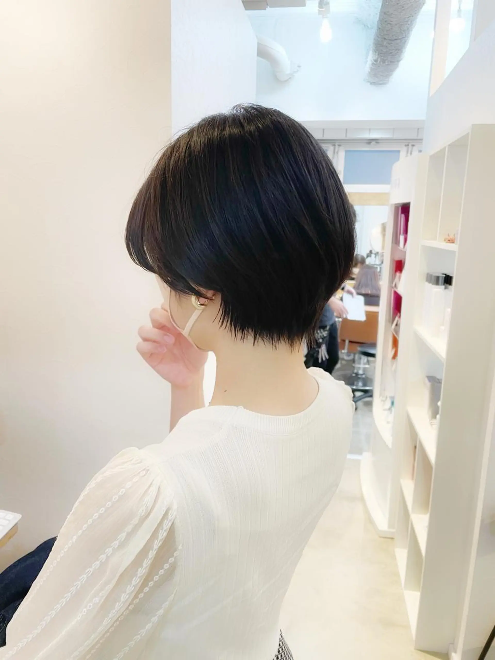 ショート カラー ショートボブ ハンサムショート ブリーチ ブリーチなしカラー ボブ カット ヘアカラー トリートメント newline銀座所属・銀座ショート/ 大人ショート/金子涼のヘアスタイル