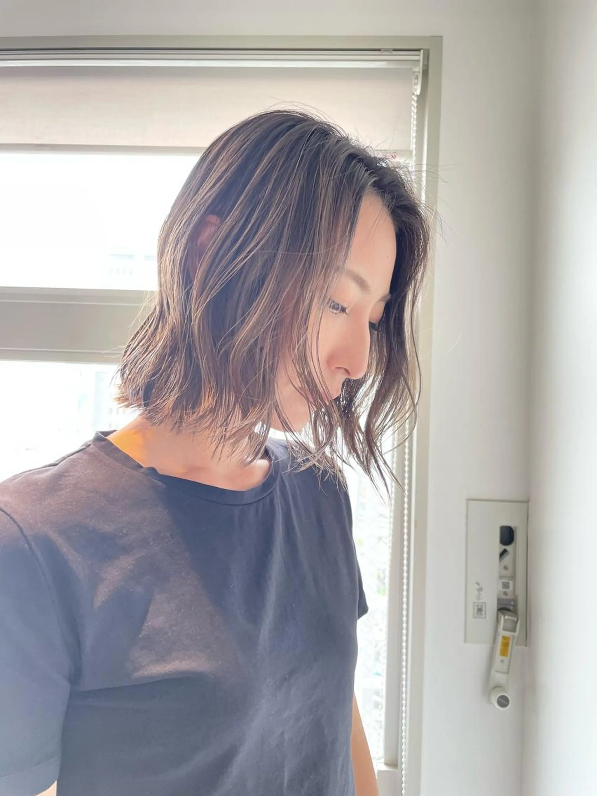 ミディアム カラー ヘアアレンジ バレイヤージュ レイヤーカット カット ヘアカラー トリートメント 🎗秋山勇 /三宮指名No.1のヘアスタイル