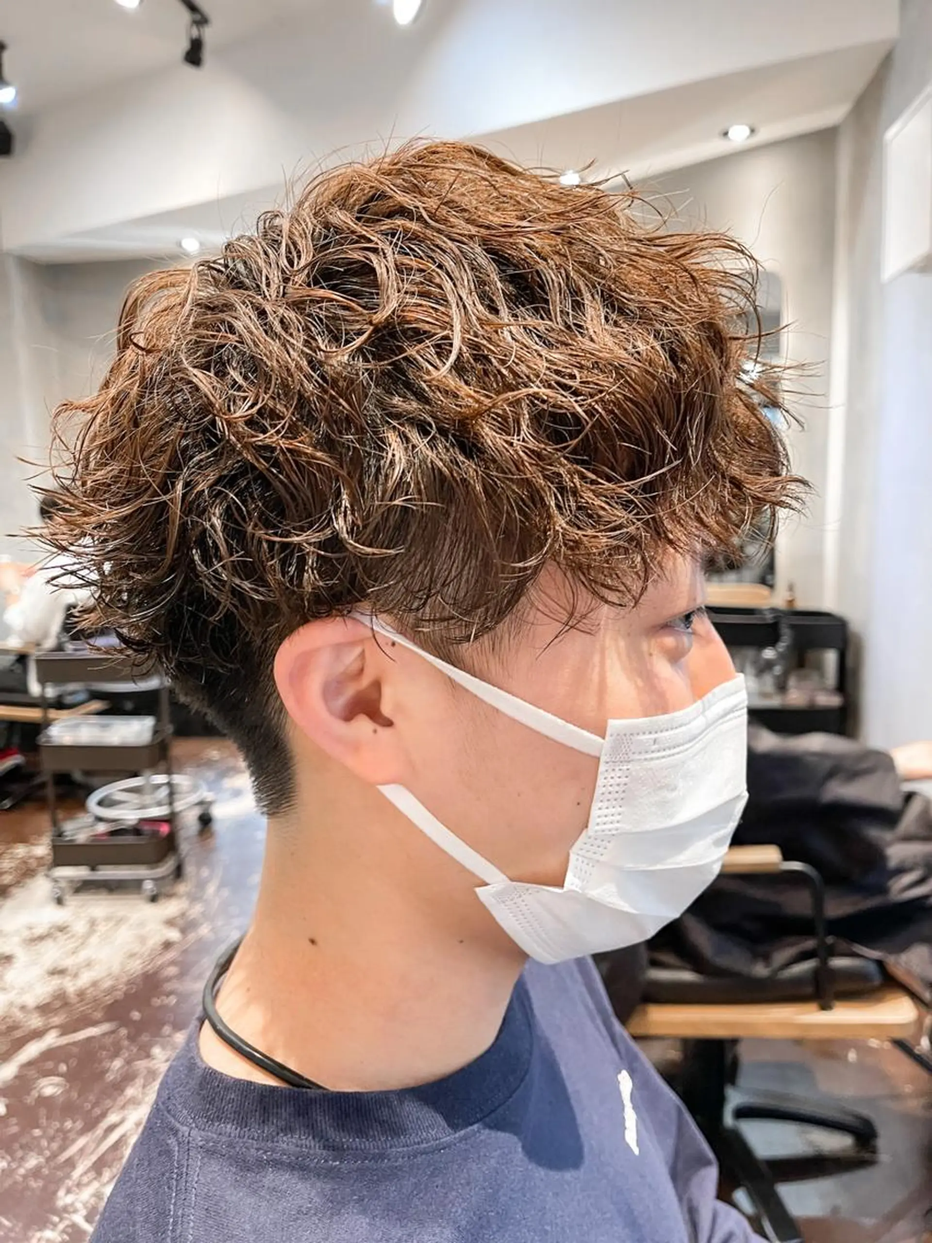 ショート パーマ メンズ メンズパーマ ツイストスパイラルパーマ スパイラルパーマ カット パーマ トリートメント ヘアセット lana hair 新宿 髪質改善トリートメント 新宿三丁目所属・新宿メンズパーマ TAKE曲がる縮毛のヘアスタイル