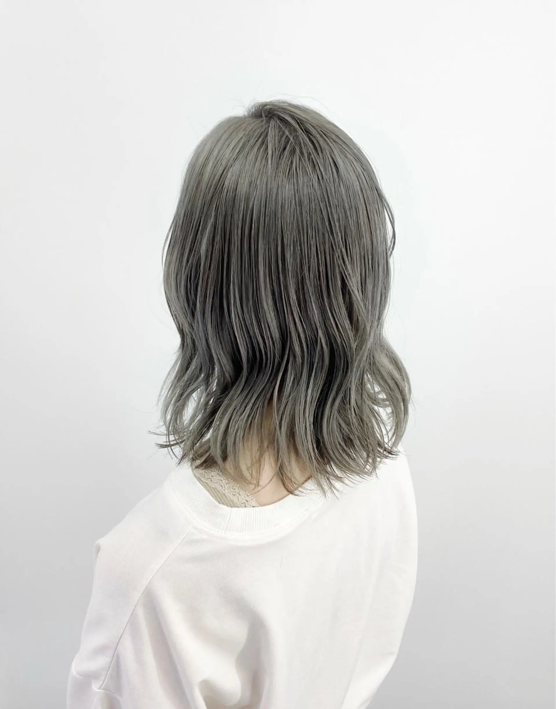 ミディアム カラー カット ヘアカラー トリートメント 大橋 拓巳のヘアスタイル