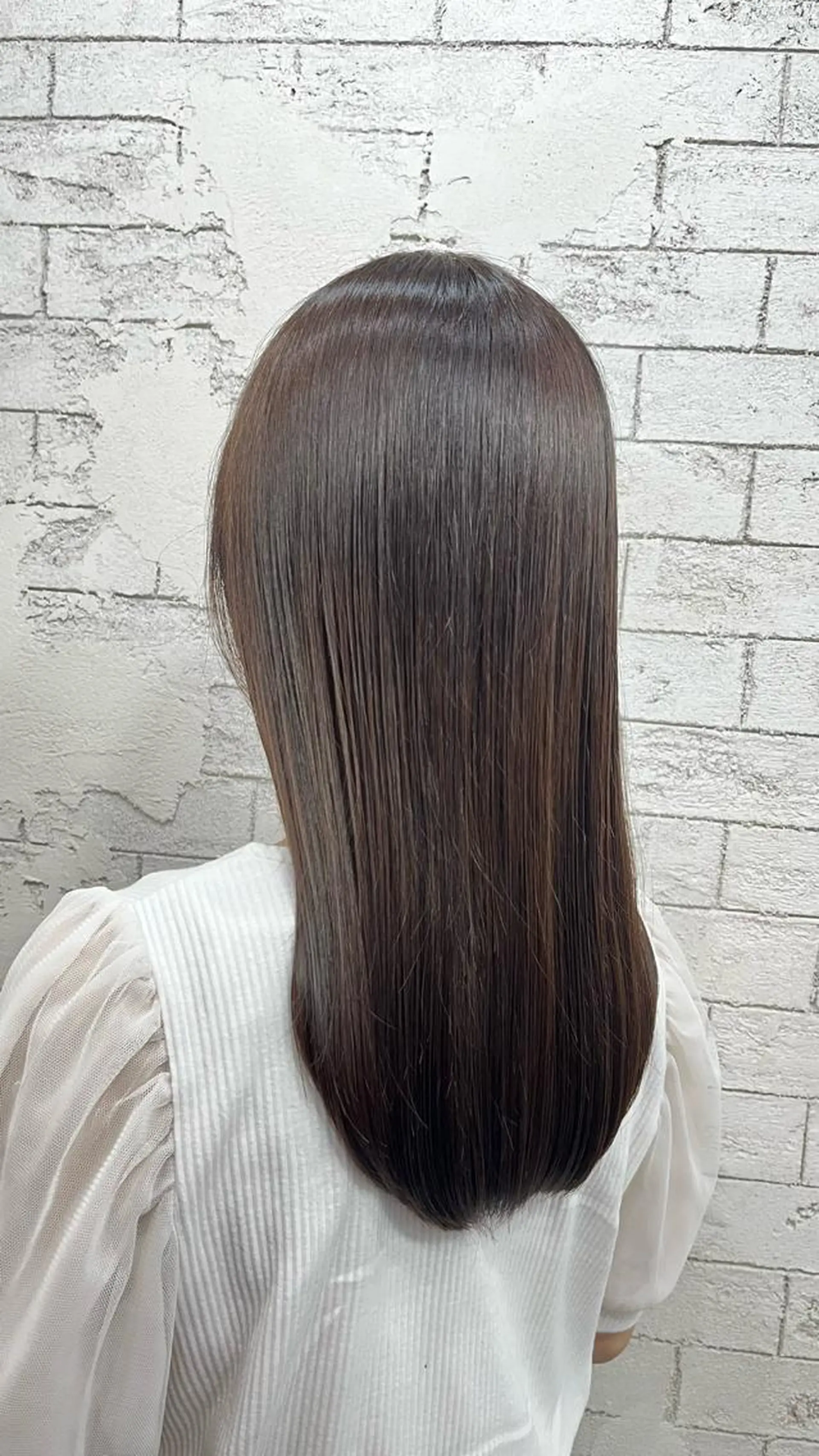 セミロング 縮毛矯正 艶髪ブリーチカラー 💗manaka💗のヘアスタイル