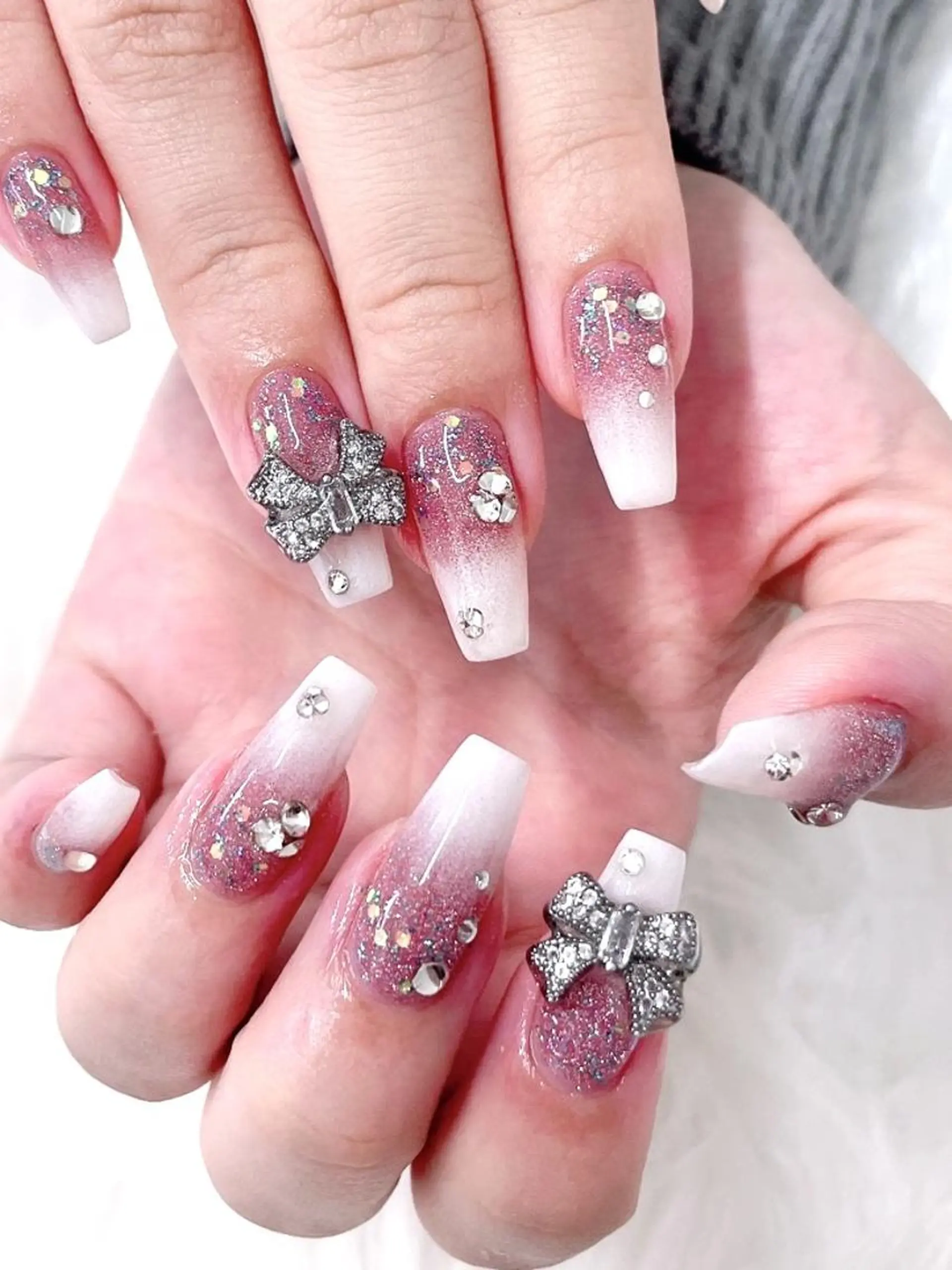 ネイル 🩷U nail リリス【新宿店】のネイルデザイン