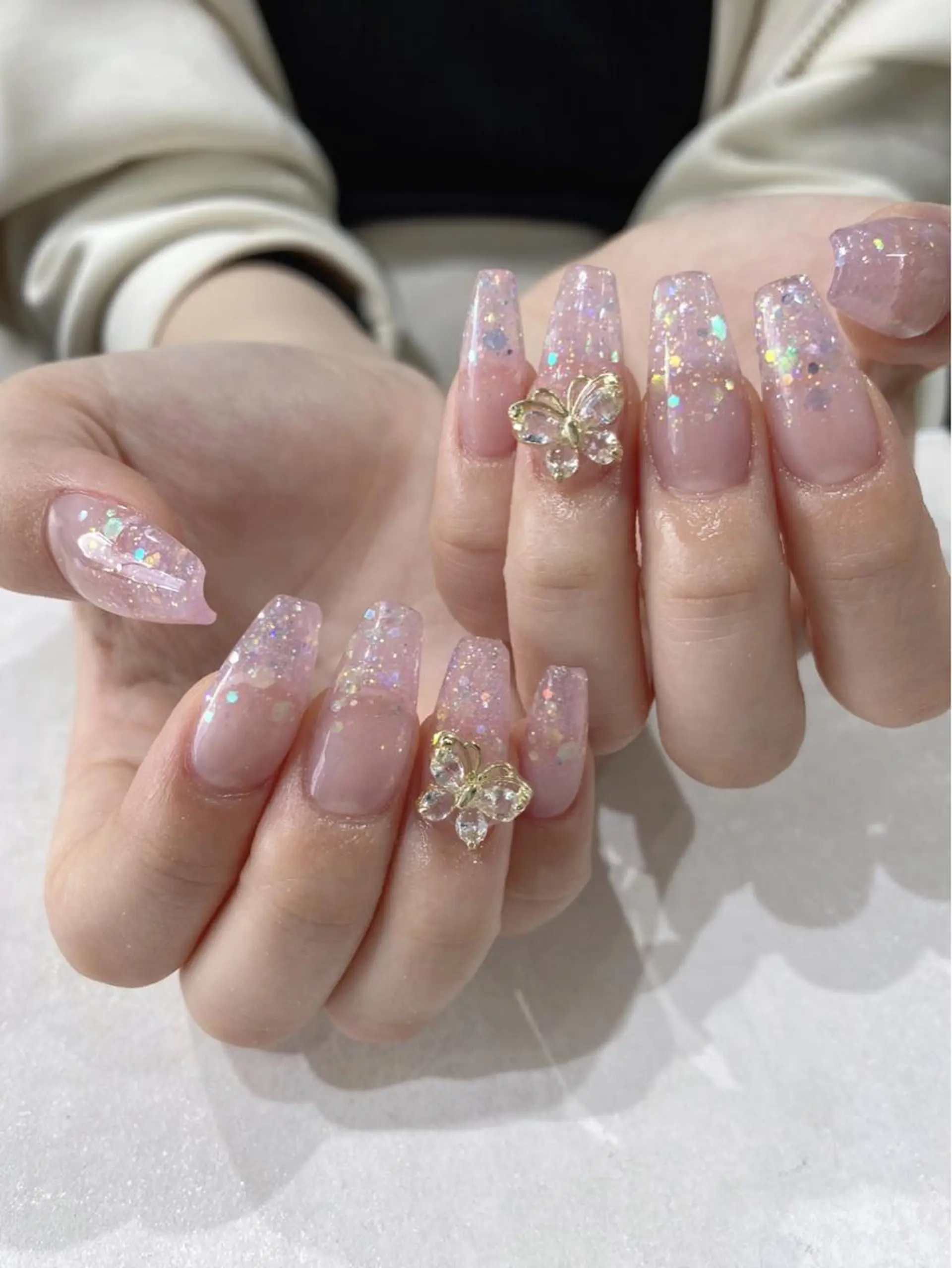 セミロング ハンドネイル Nail  R💫 naoのネイルデザイン