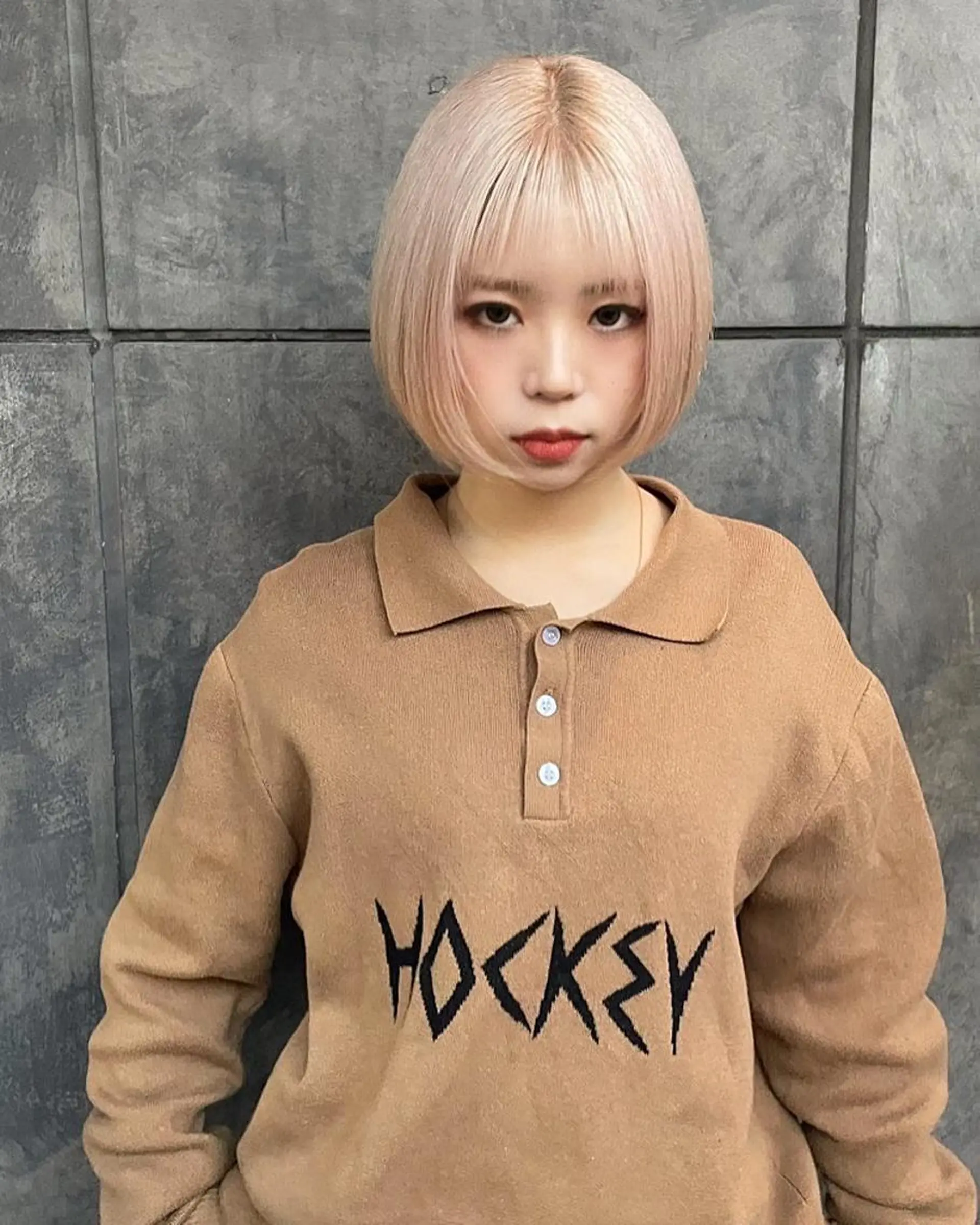 ショート カラー ヘアアレンジ ベージュカラー ブリーチ ダブルカラー ヘアカラー トリートメント ヘアセット 💐ナチュラルヘア Kroda💐のヘアスタイル