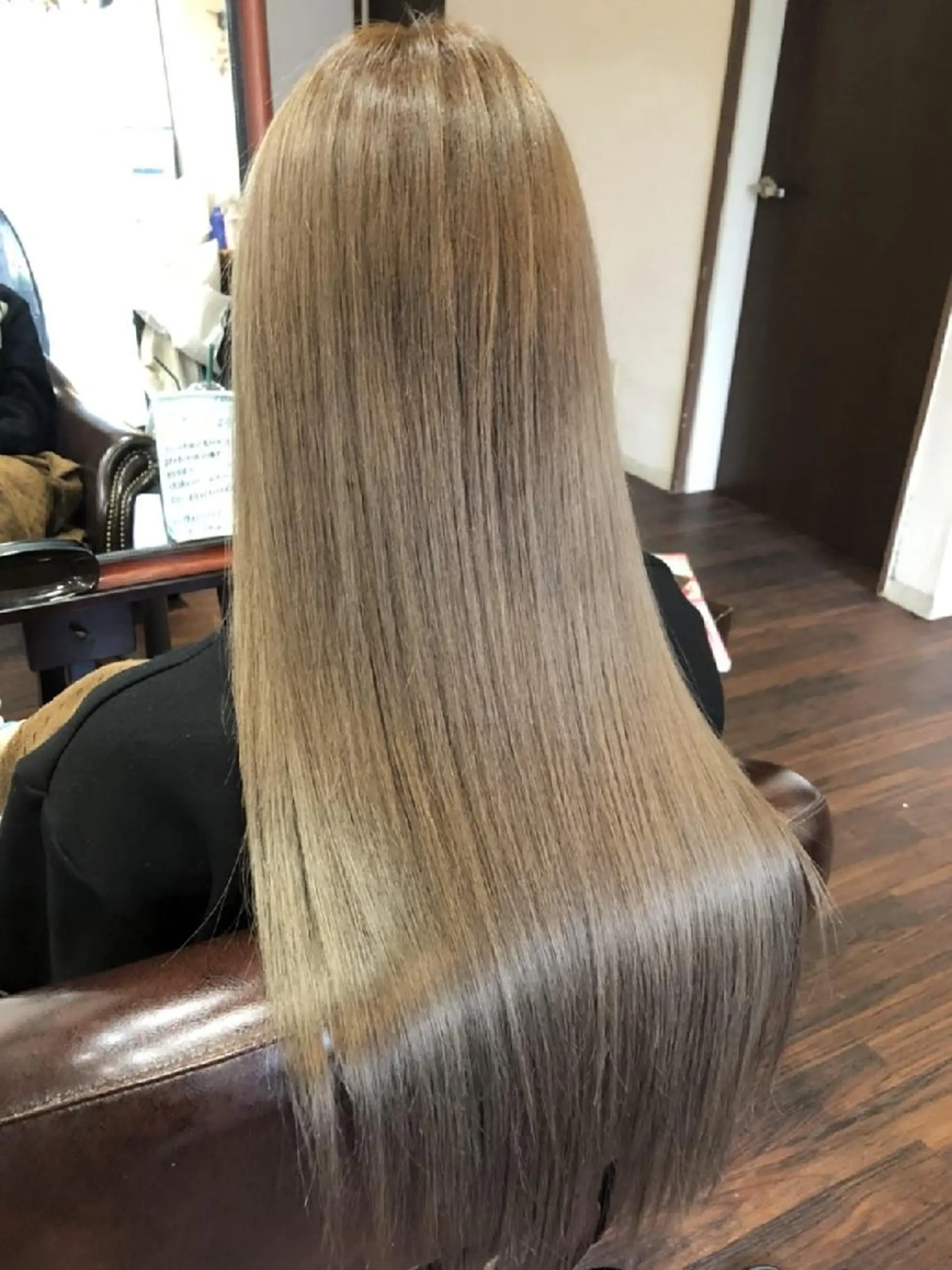 ロング カラー トリートメント カット 縮毛矯正 RIENS♡xrea 山本優舞のヘアスタイル