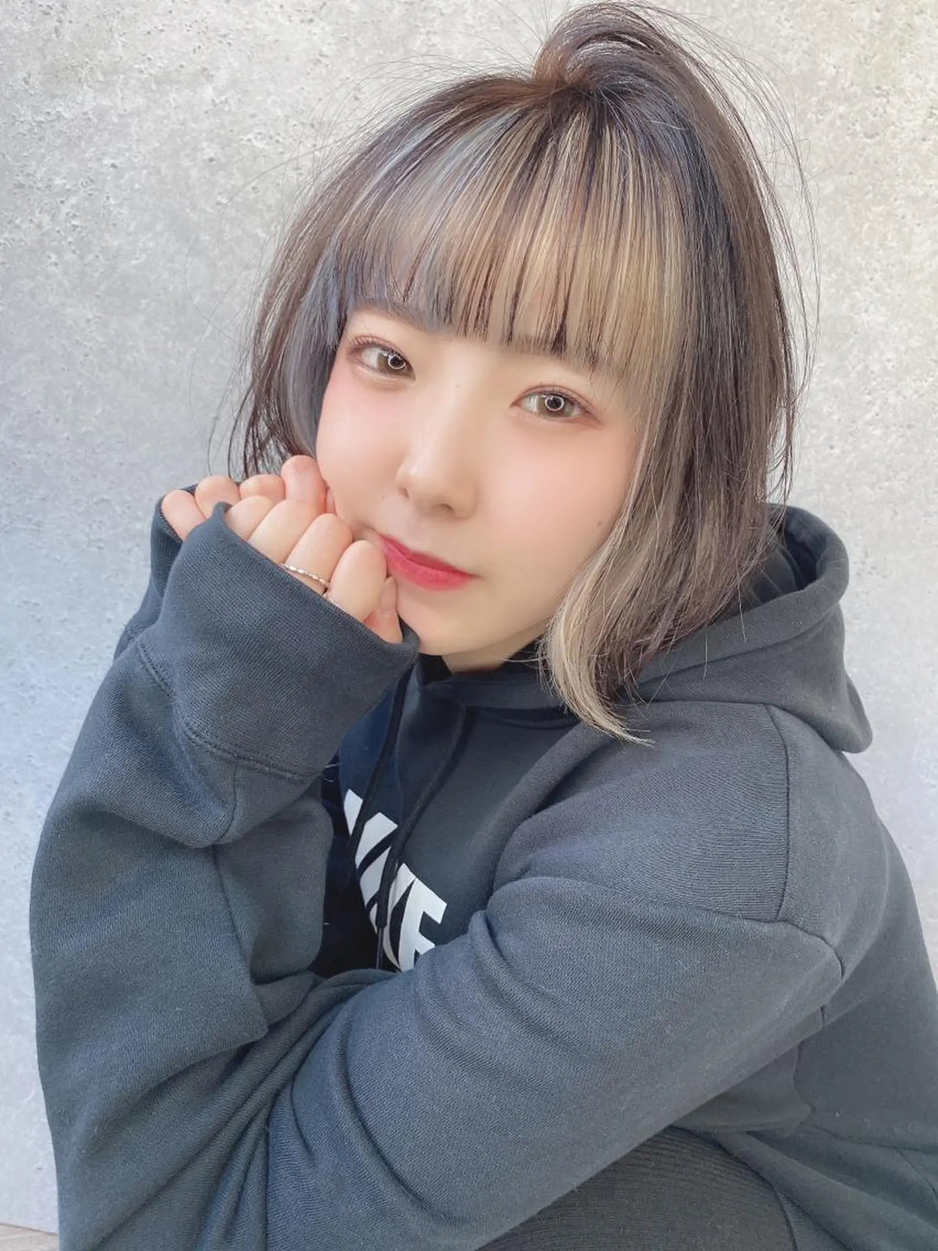 ショート カラー ベージュカラー ブリーチ ダブルカラー グレージュ ミルクティーベージュ 個室サロンLOUIMADNA栄店所属・【U24学割◎】 個室サロン白金厚哉のヘアスタイル