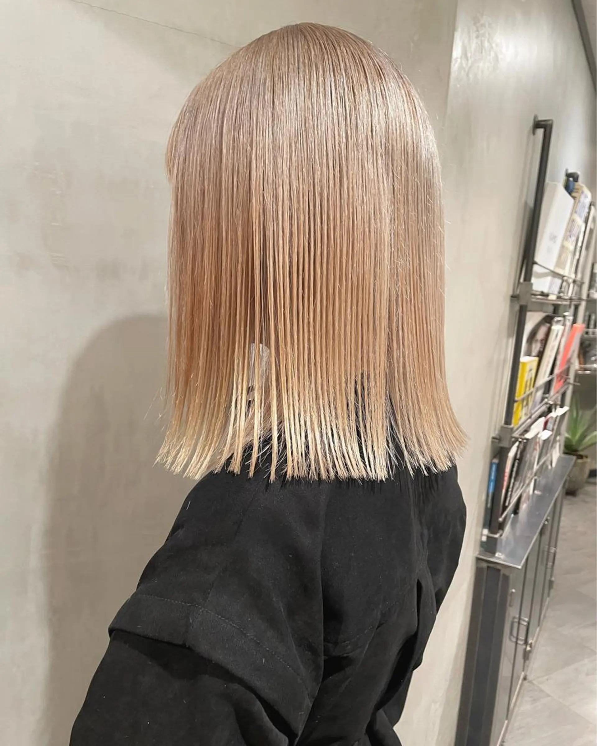 ミディアム カラー カット ヘアカラー トリートメント 優 作のヘアスタイル