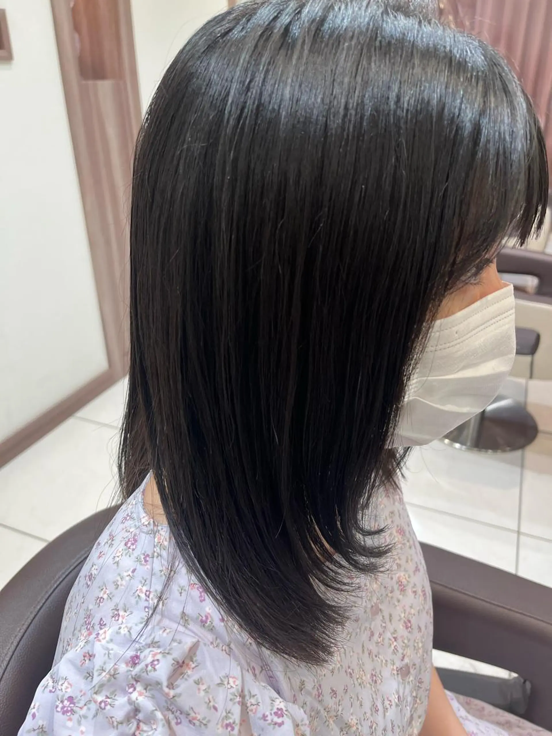 ロング ロング 縮毛矯正 ナチュラル暖色カラー 🤎 佐藤栞のヘアスタイル