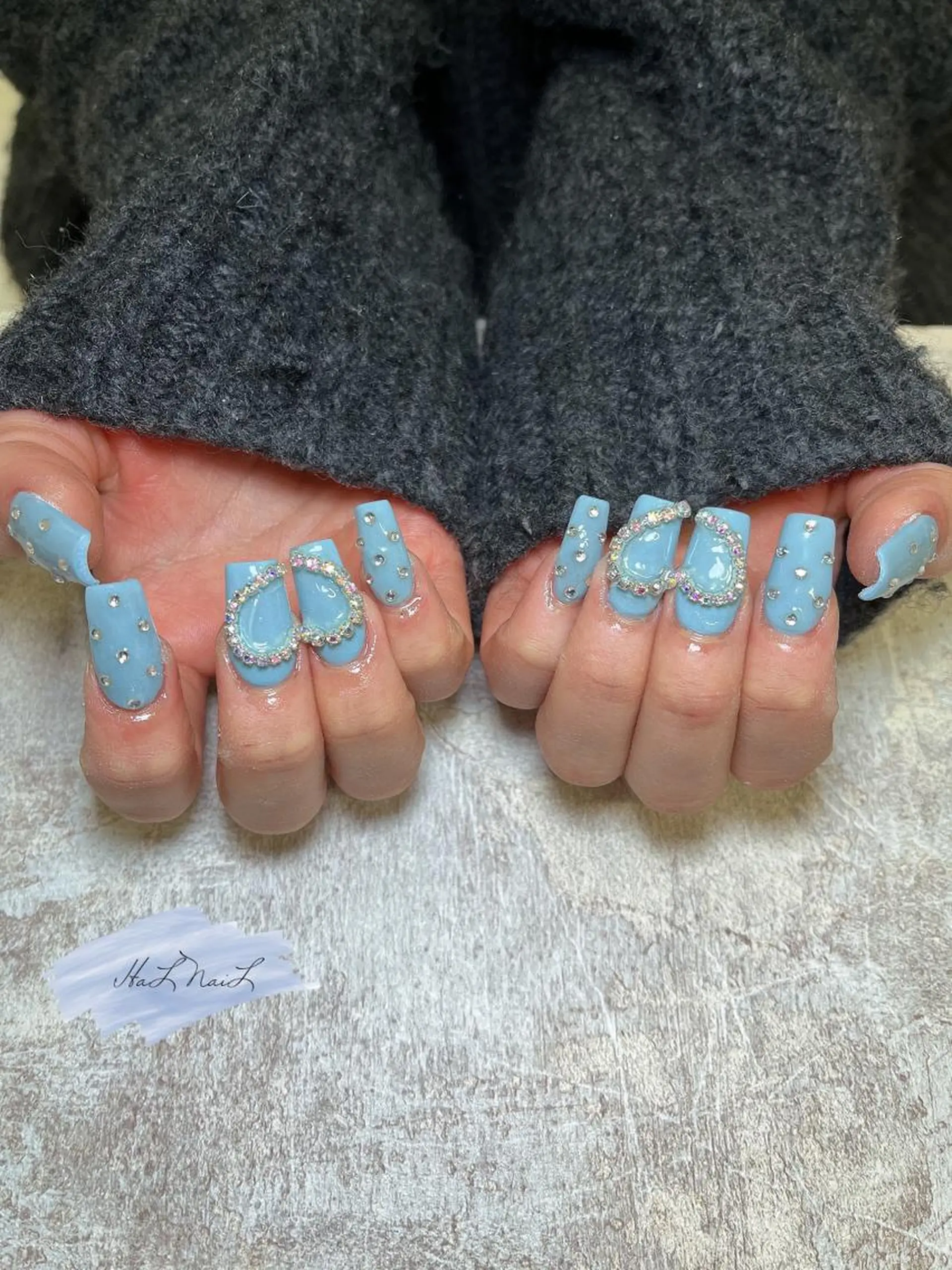 ネイル ストーンネイル ハンドネイル HaL NaiLのネイルデザイン