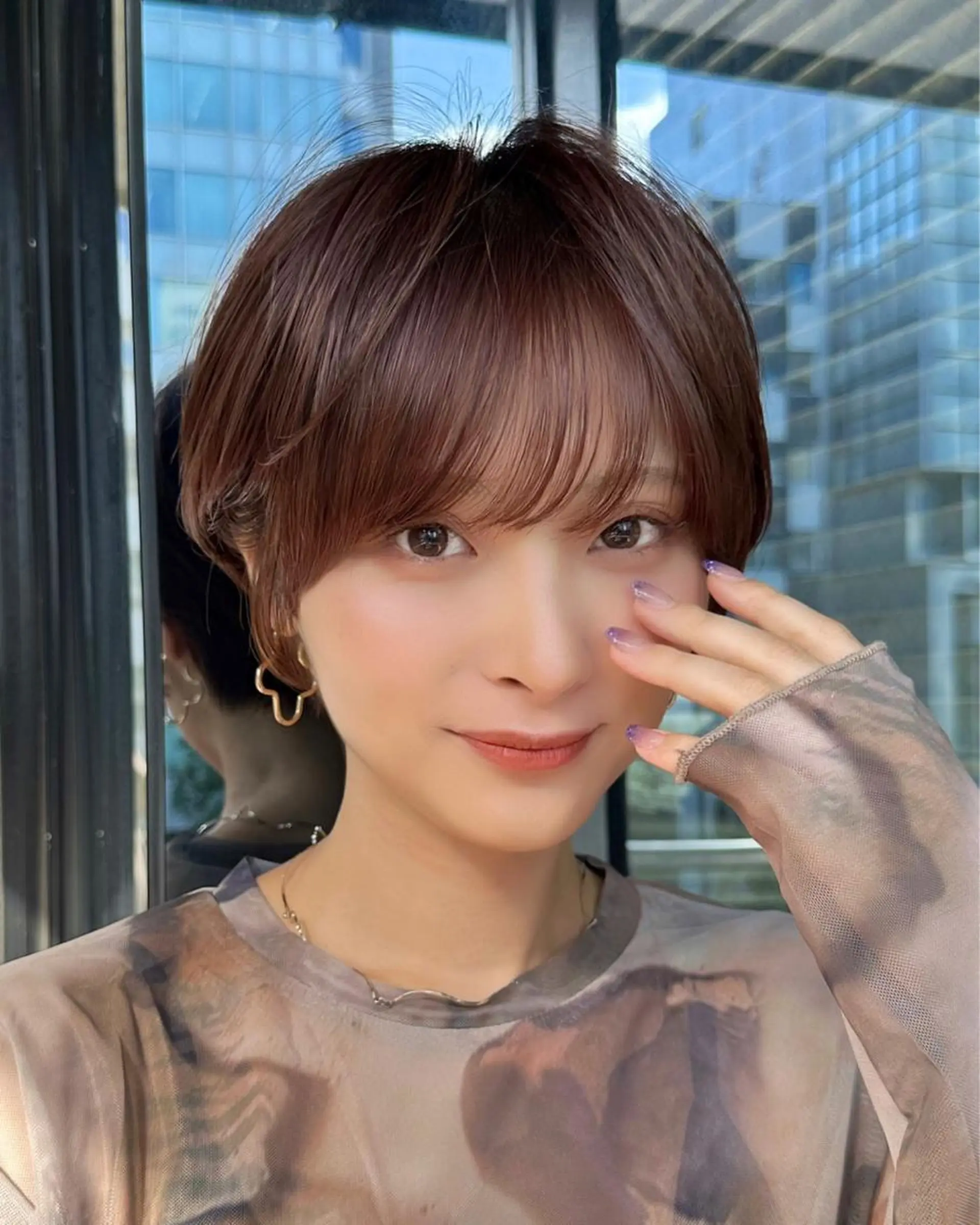 ショート ヘアカラー ショートヘア くすみカラー、大場猛のヘアスタイル