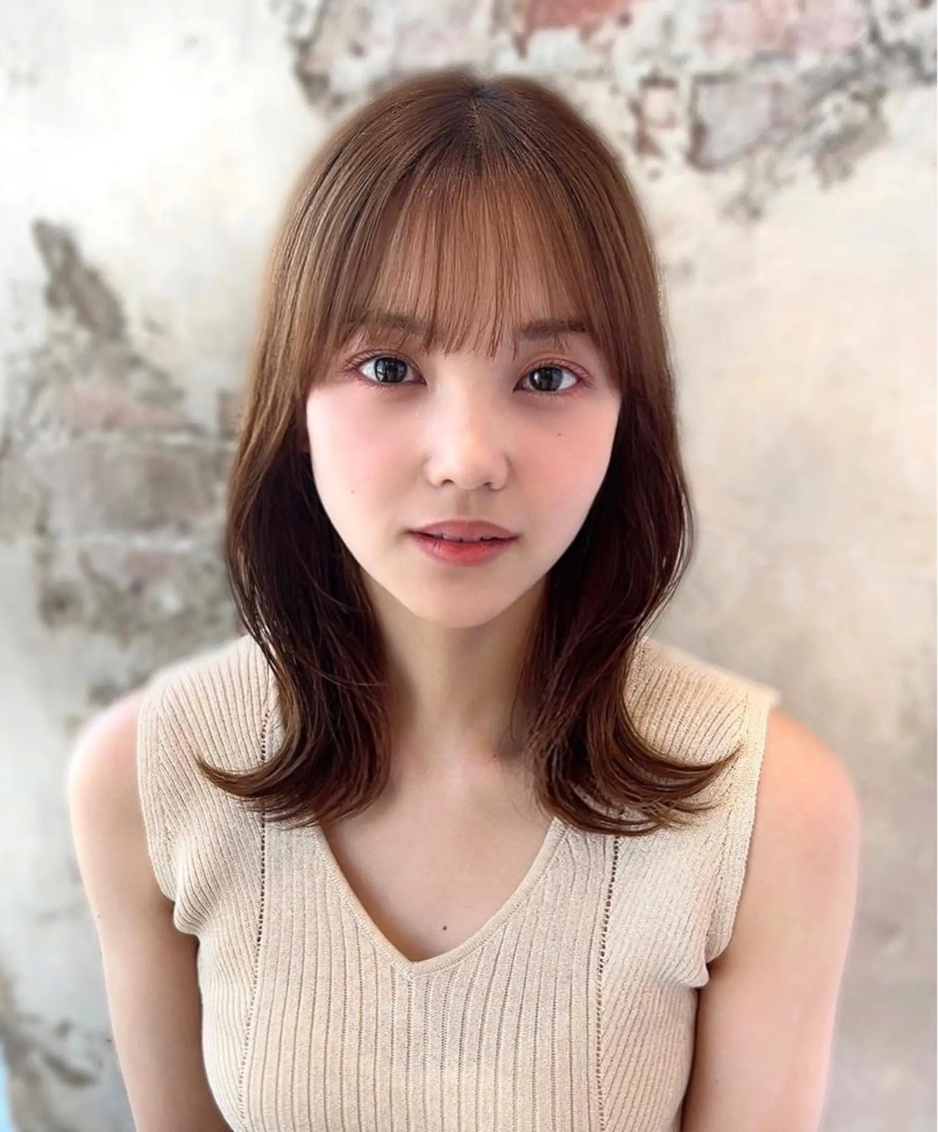 セミロング カラー ベージュカラー ブラウンカラー くびれヘア 髪質改善 縮毛矯正 カット ヘアカラー トリートメント 🧡くびれヘア/前髪 顔周り🧡久原結衣のヘアスタイル