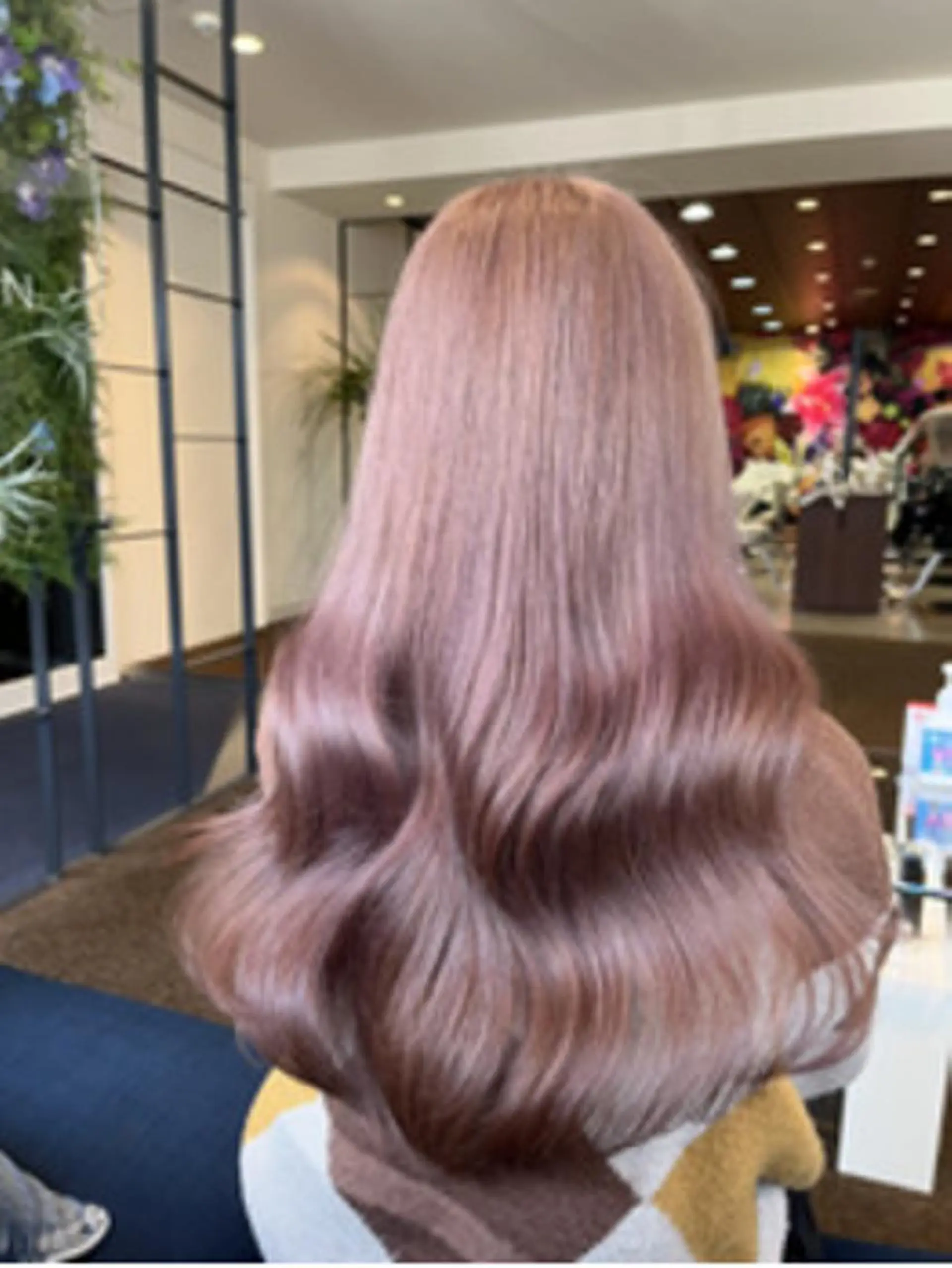 セミロング カラー ヘアカラー トリートメント W_SALON ［触れたくなる艶髪］のヘアスタイル