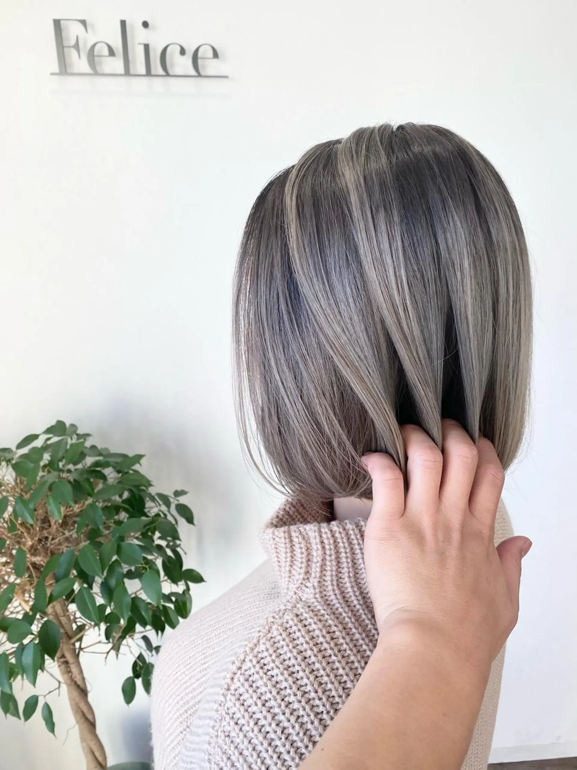 ショート カット ヘアカラー トリートメント 粕川 達哉のヘアスタイル
