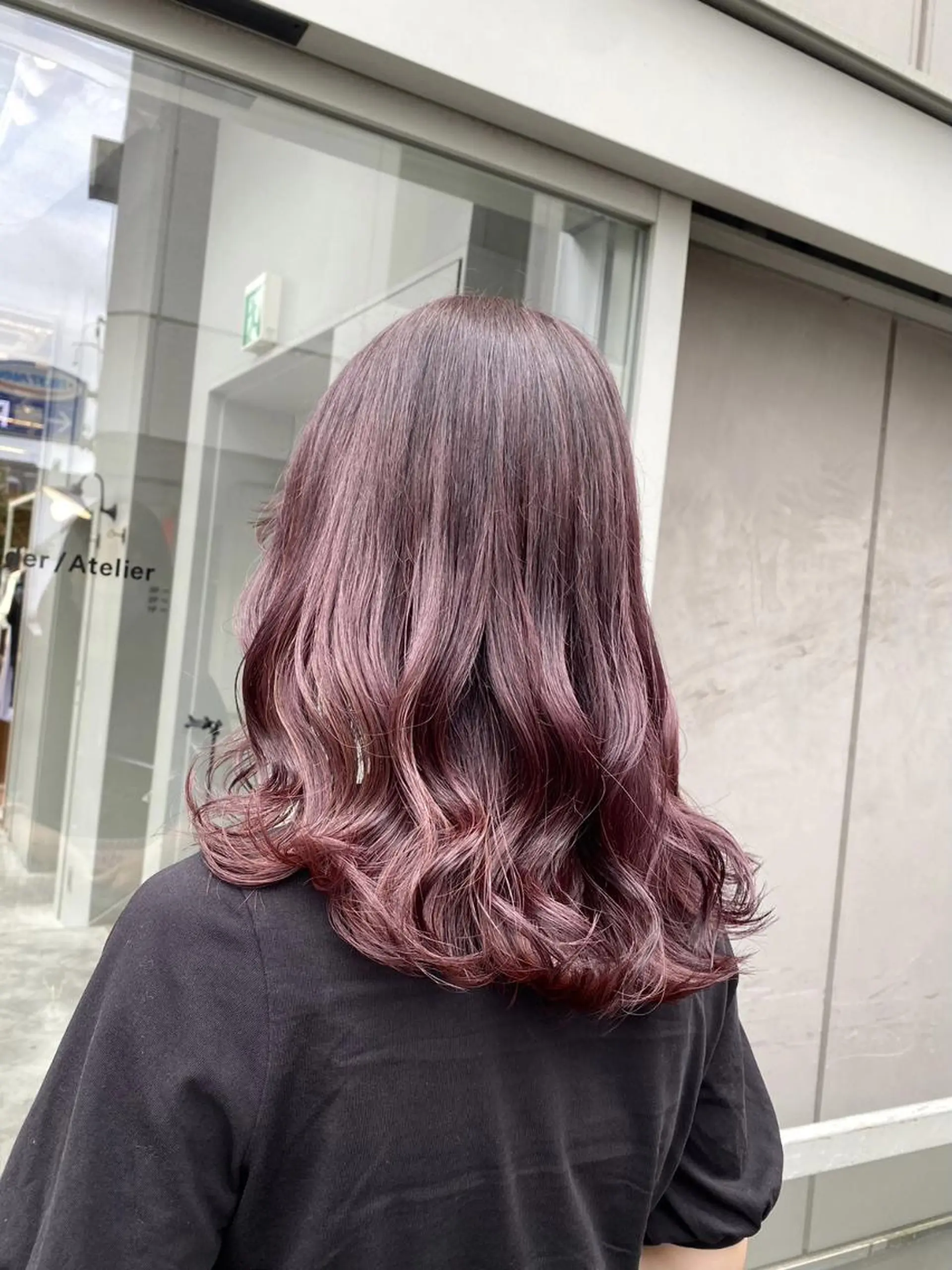 カラー セミロング 🤎🎀ブリーチなし ピンクラベンダー🧸のヘアスタイル