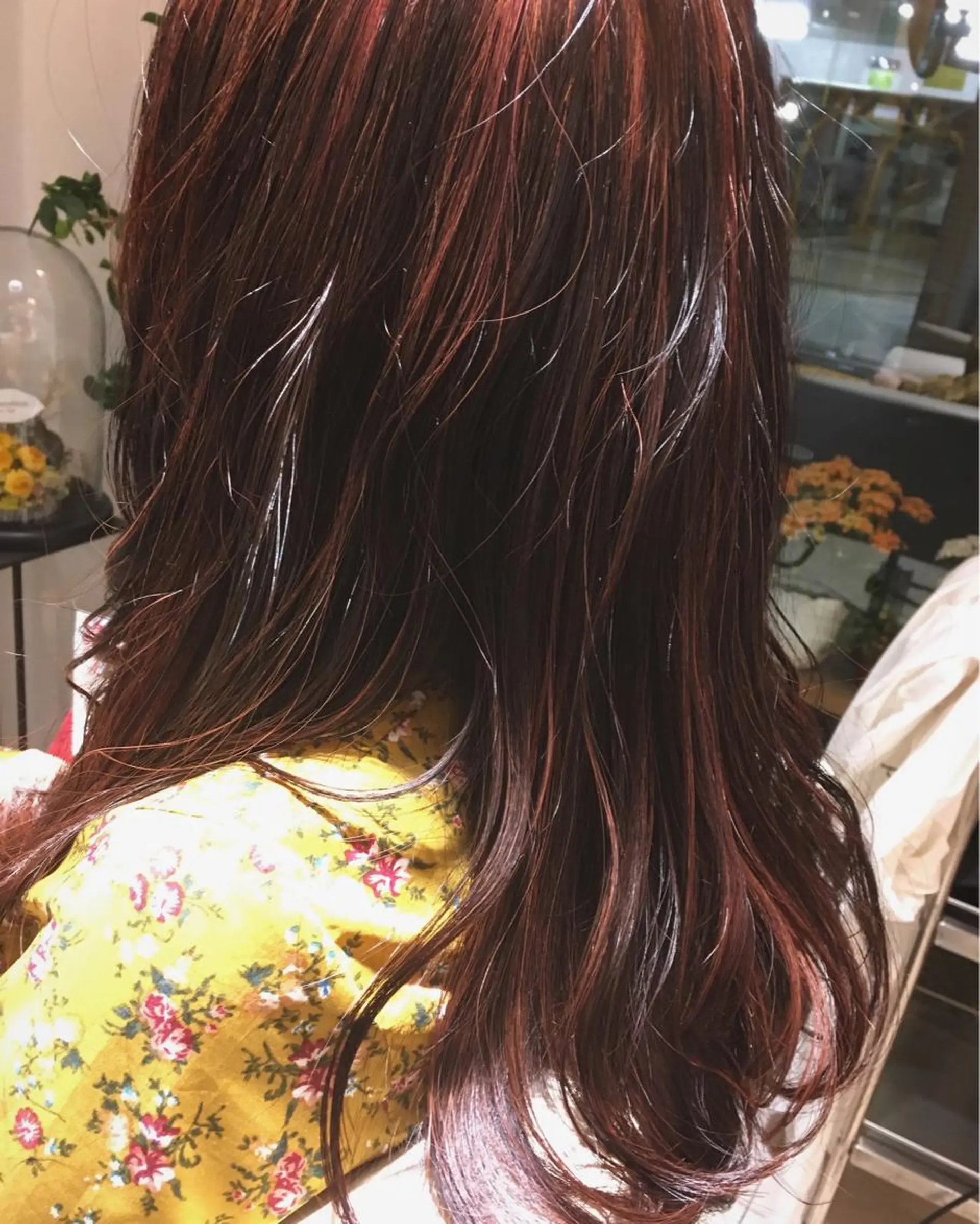 ロング ハイライト ヘアカラー トリートメント 安永 涼のヘアスタイル