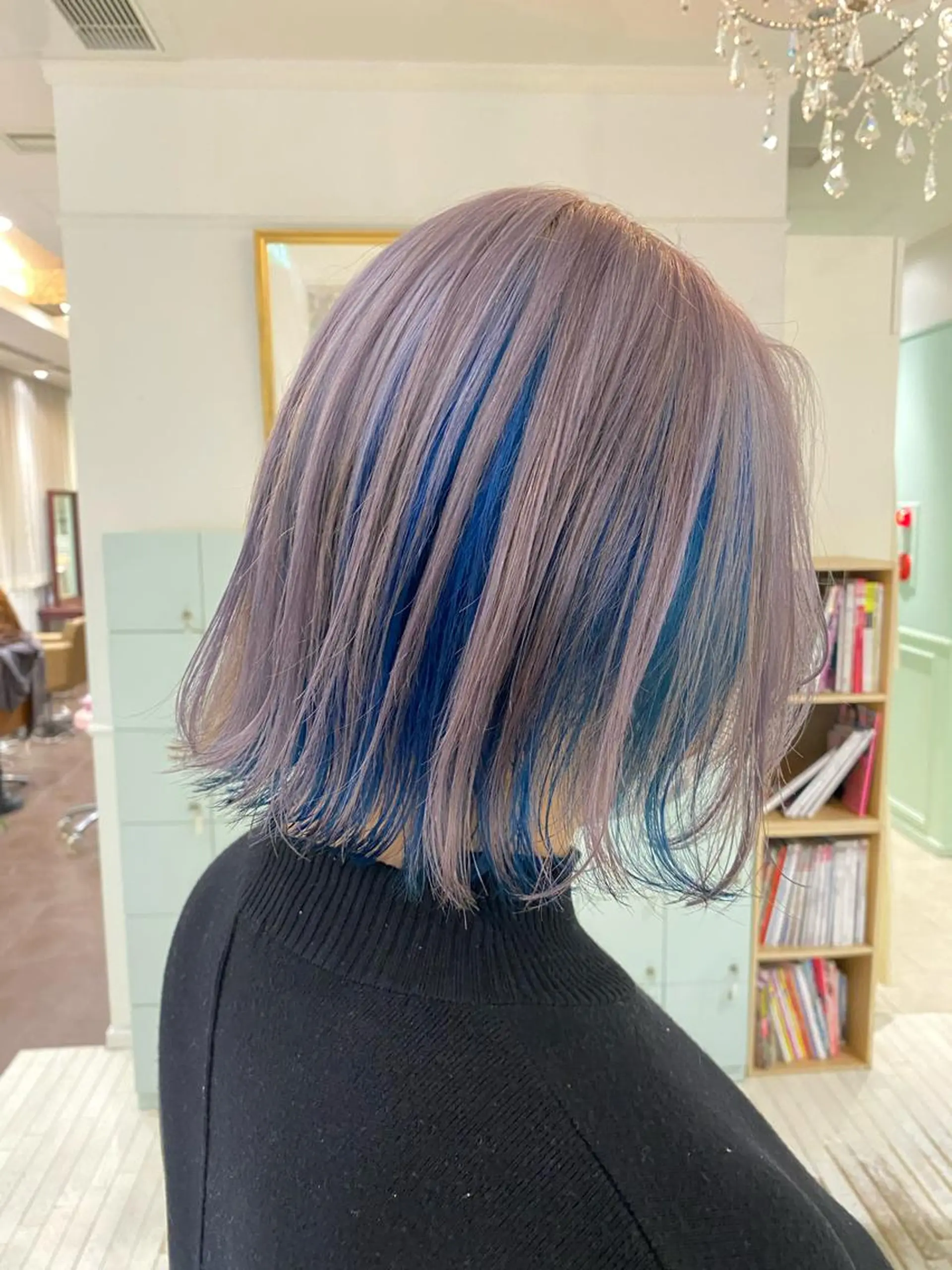 ショート カラー ヘアカラー トリートメント ヘアセット 🎀透明感ブリーチ カラー🎀ミズキのヘアスタイル