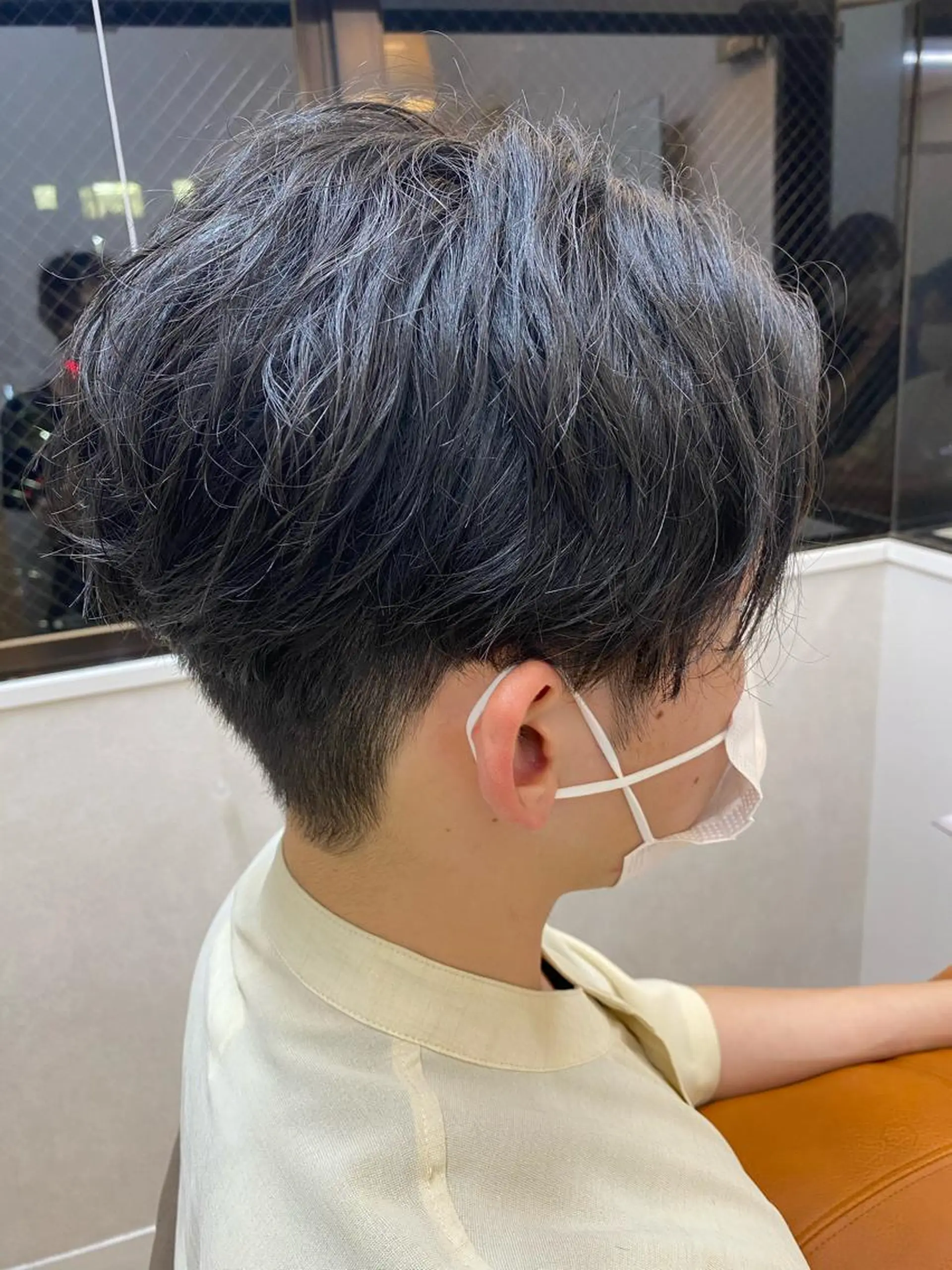 ショート カラー パーマ メンズ センターパート カット 日高伸太朗 [tocca船橋]のヘアスタイル