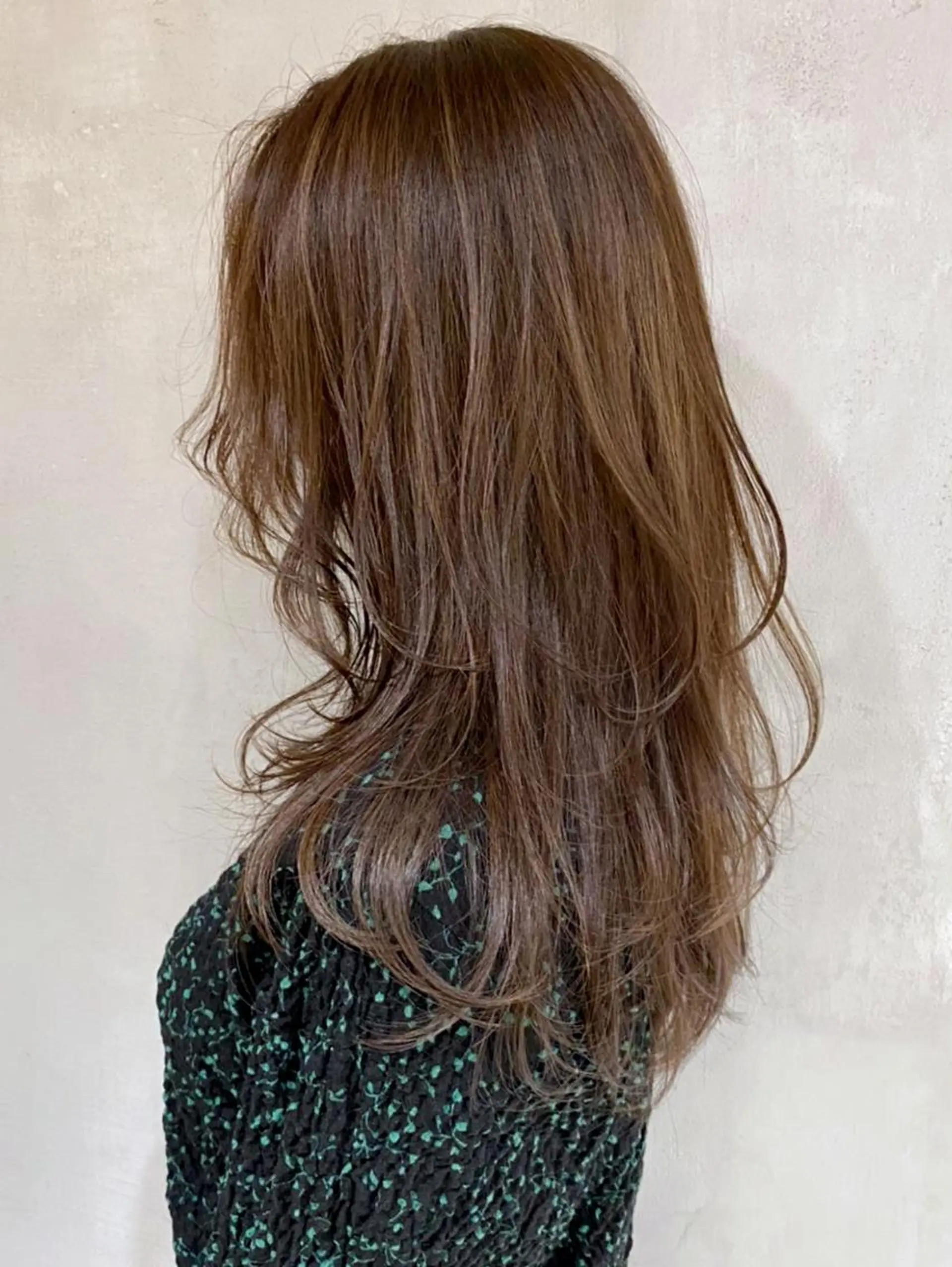 ロング カラー パーマ ヘアアレンジ アッシュ レイヤーカット ITbyALBUM 浦和店のヘアスタイル