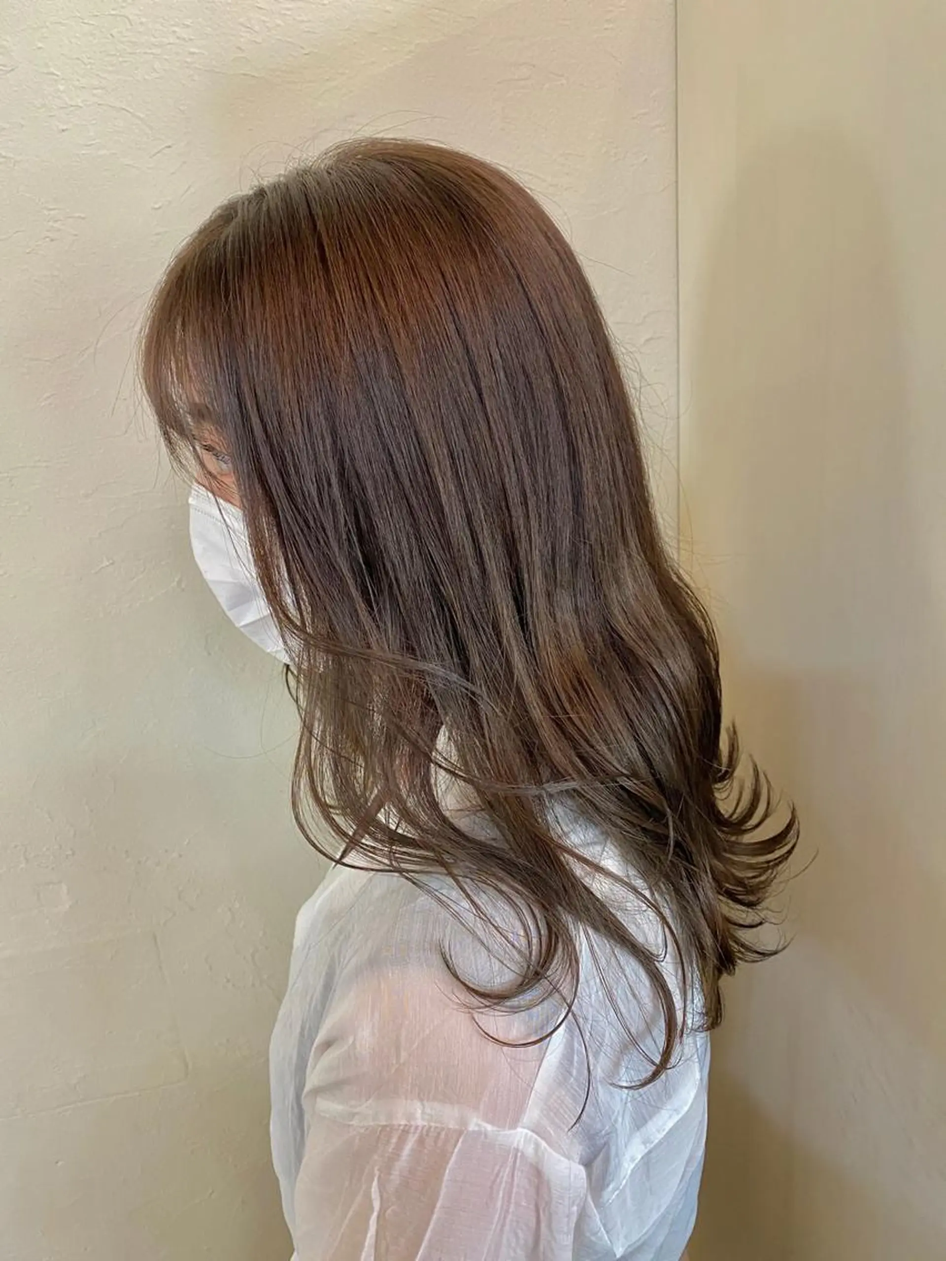 ロング カラー オリーブカラー カット ヘアカラー トリートメント ENIF ヤマグチアツコのヘアスタイル
