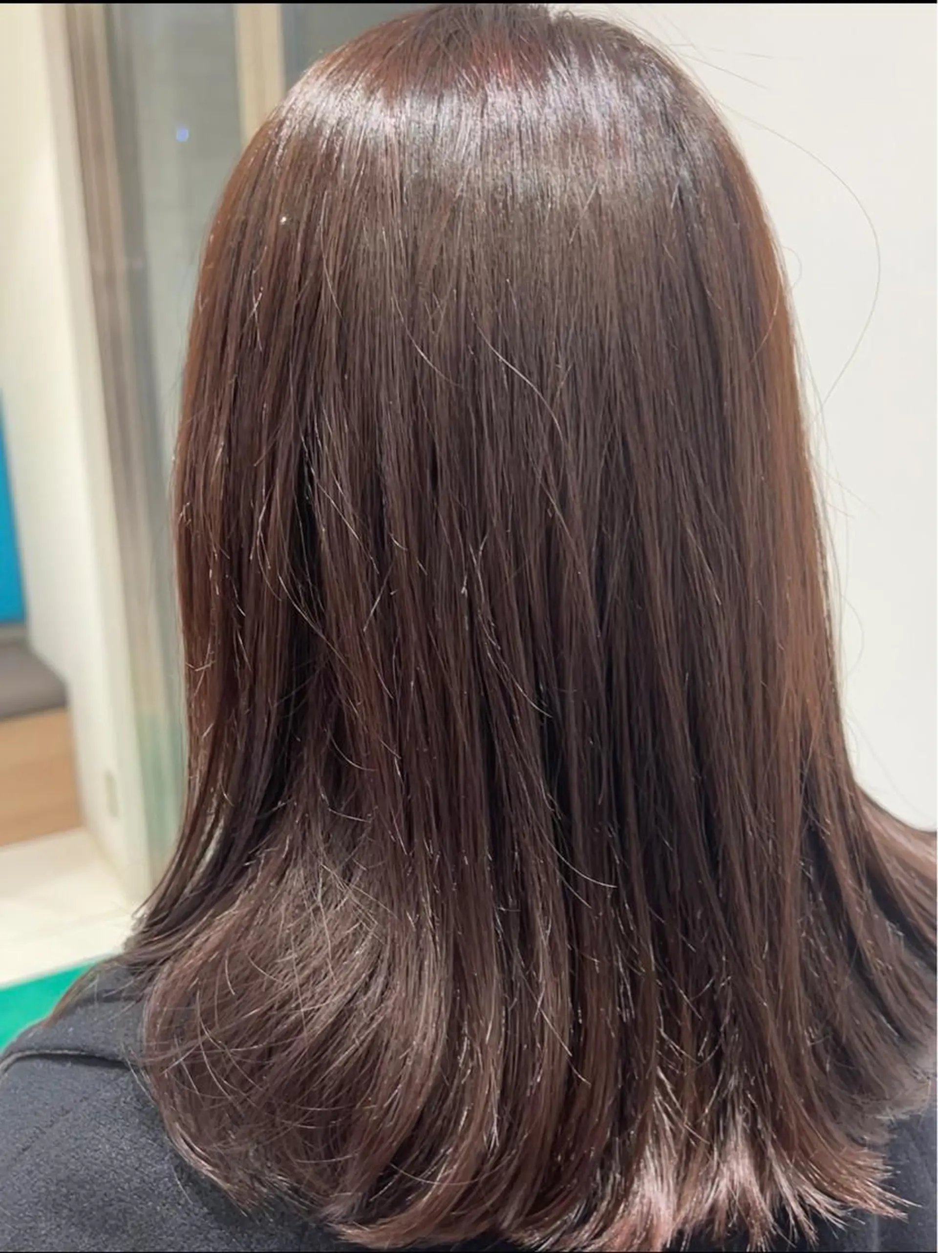 ロング カラー ハイトーン/レイヤー 藤田健太郎のヘアスタイル