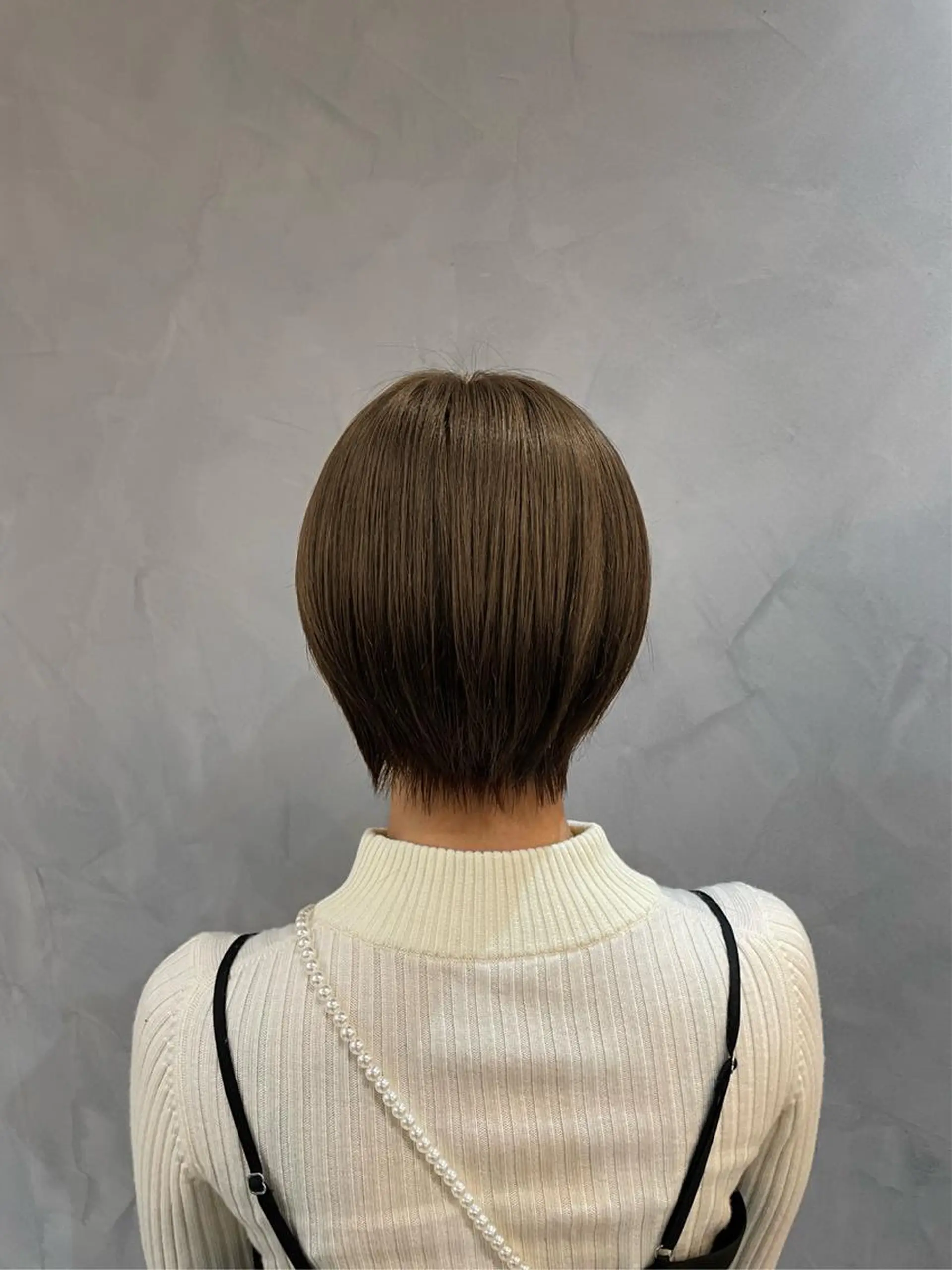 ショート カット ヘアカラー トリートメント Basis 田口豪司のヘアスタイル
