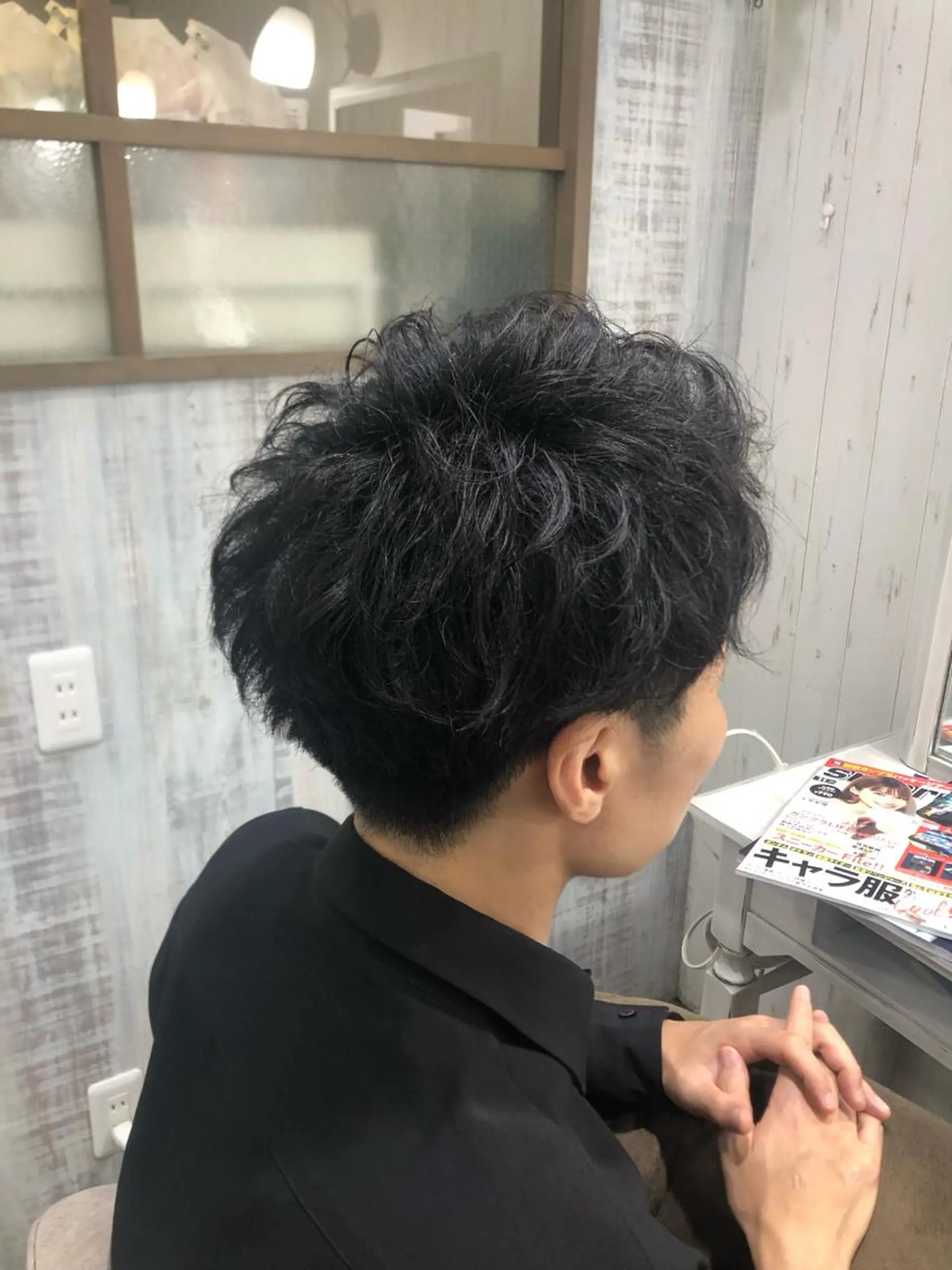 ショート パーマ メンズ イシジマ タカナリのヘアスタイル
