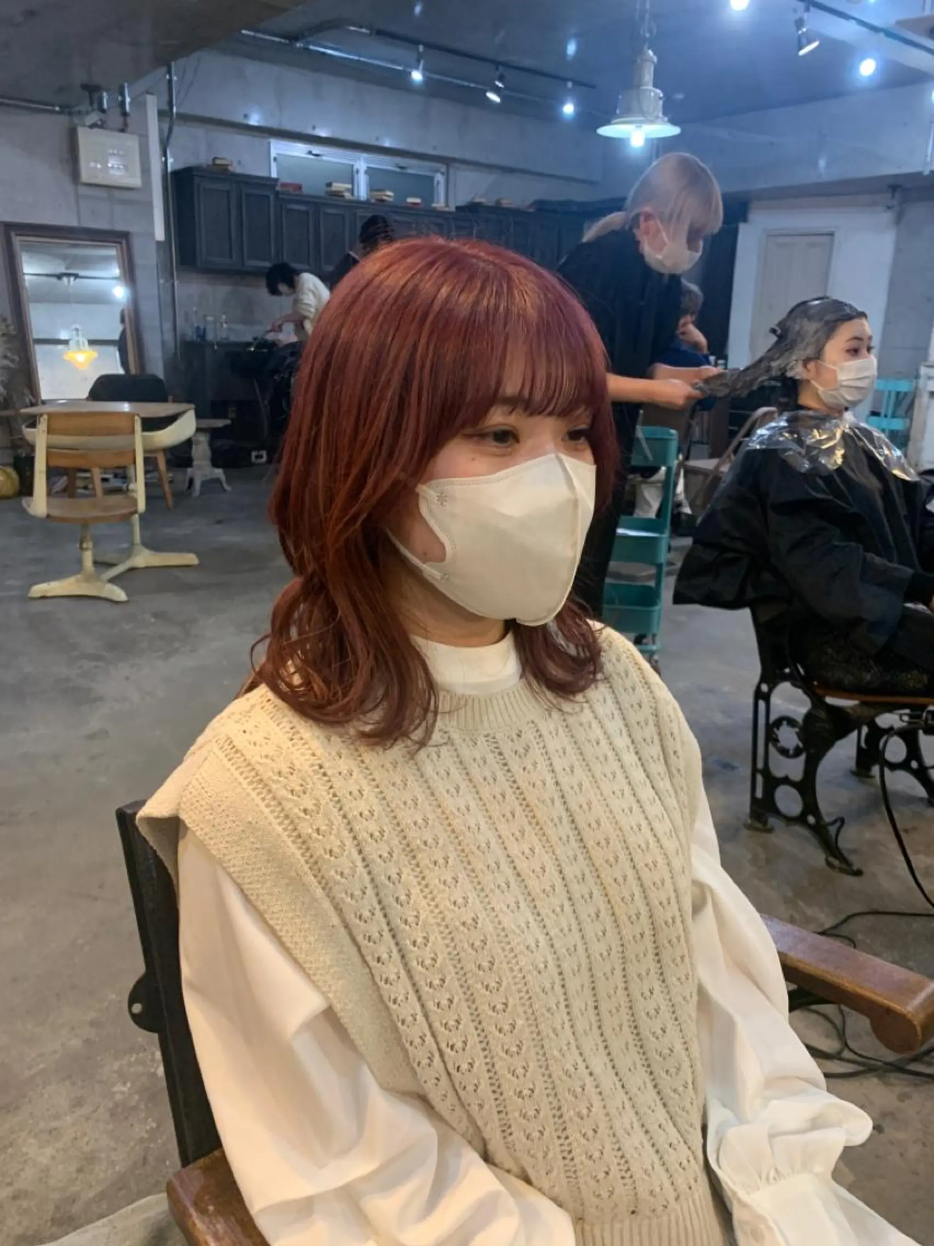 ミディアム カラー ヘアアレンジ キッズ ショートボブ ミディアムパーマ バレイヤージュ ブリーチ ケアブリーチ ヘアカラー 🌈難波🌈ベージュ カラー【ヒロム】のヘアスタイル