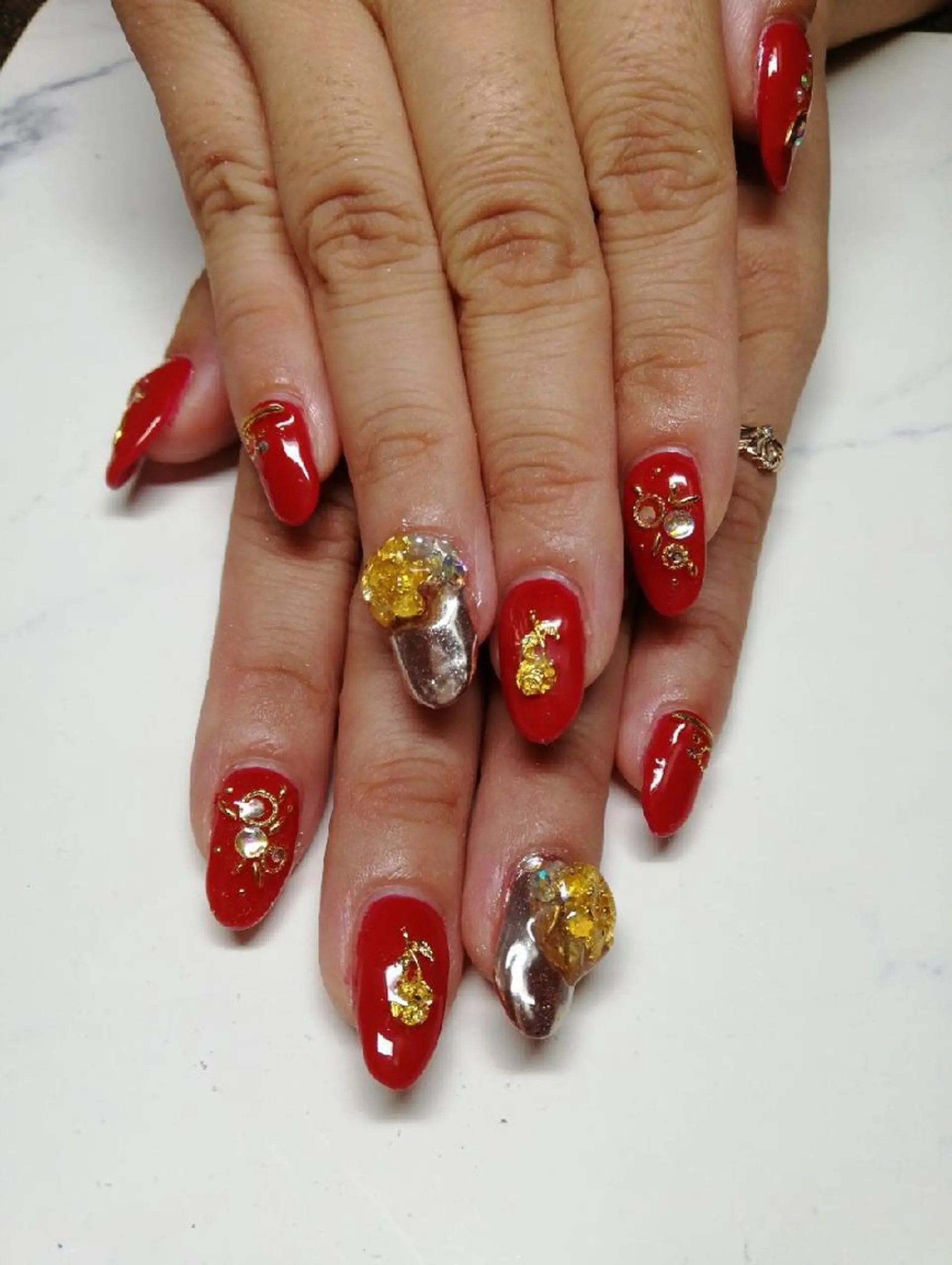 ネイル ミラーネイル 赤色 ハンドネイル Nail Salon macherieのネイルデザイン