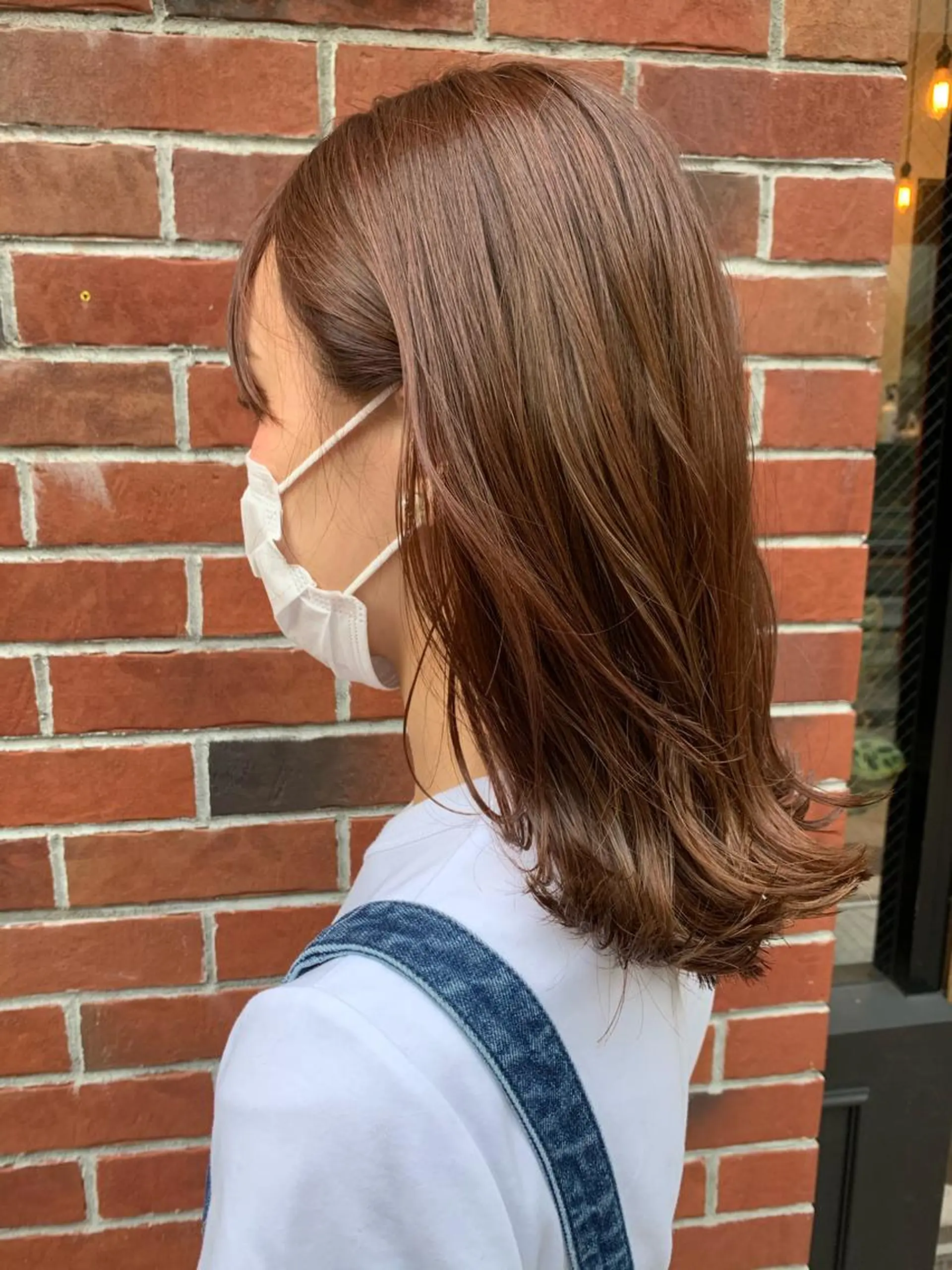 ミディアム カラー ミディアムパーマ アッシュ ブリーチ ケアブリーチ 透明感カラー モリシュンスケ /レイヤー/髪質改善のヘアスタイル