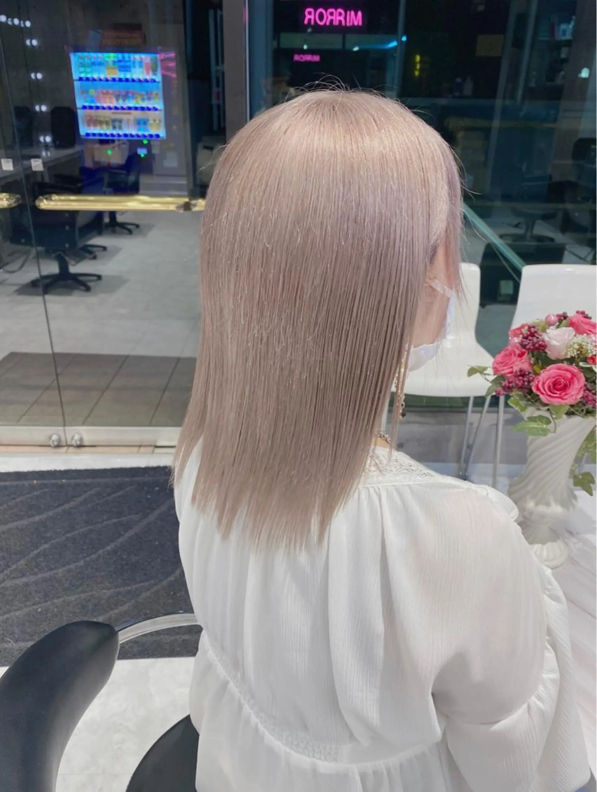 セミロング カラー ヘアアレンジ メンズ メンズバレイヤージュ メンズブリーチ メンズハイライト メンズハイトーン メンズインナーカラー ヘアカラー トリートメント ハイトーン×韓国ヘア 💍tiam💍のヘアスタイル