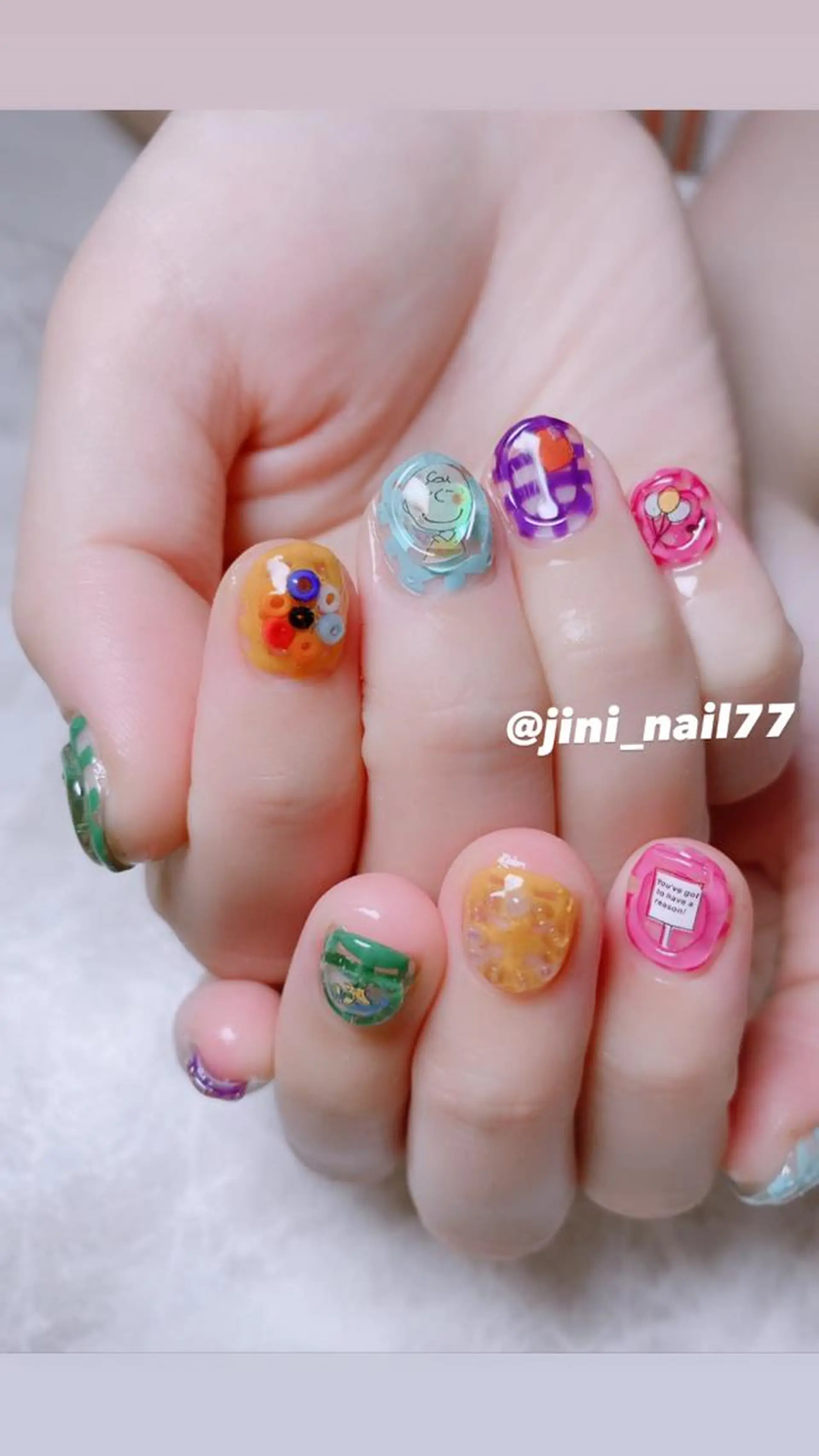 ネイル ハンドネイル JINI NAIL所属・ジニ ネイルのネイルデザイン