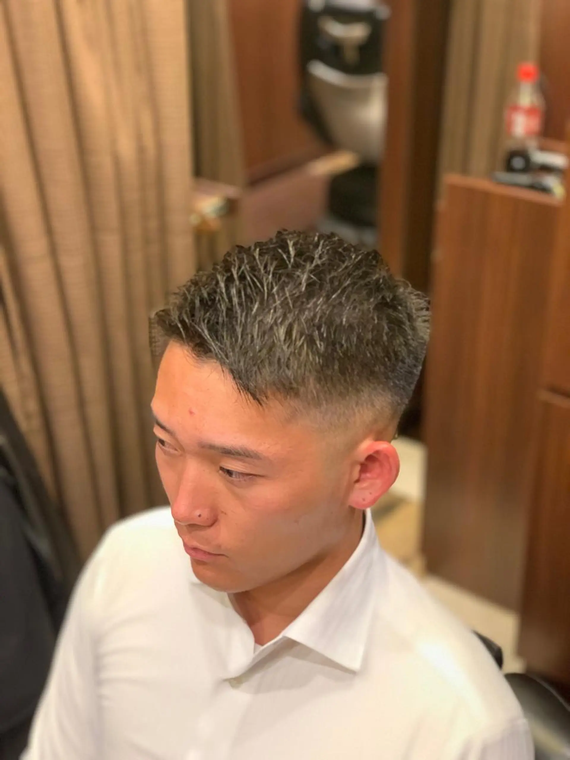 ショート 岡崎 海人のヘアスタイル