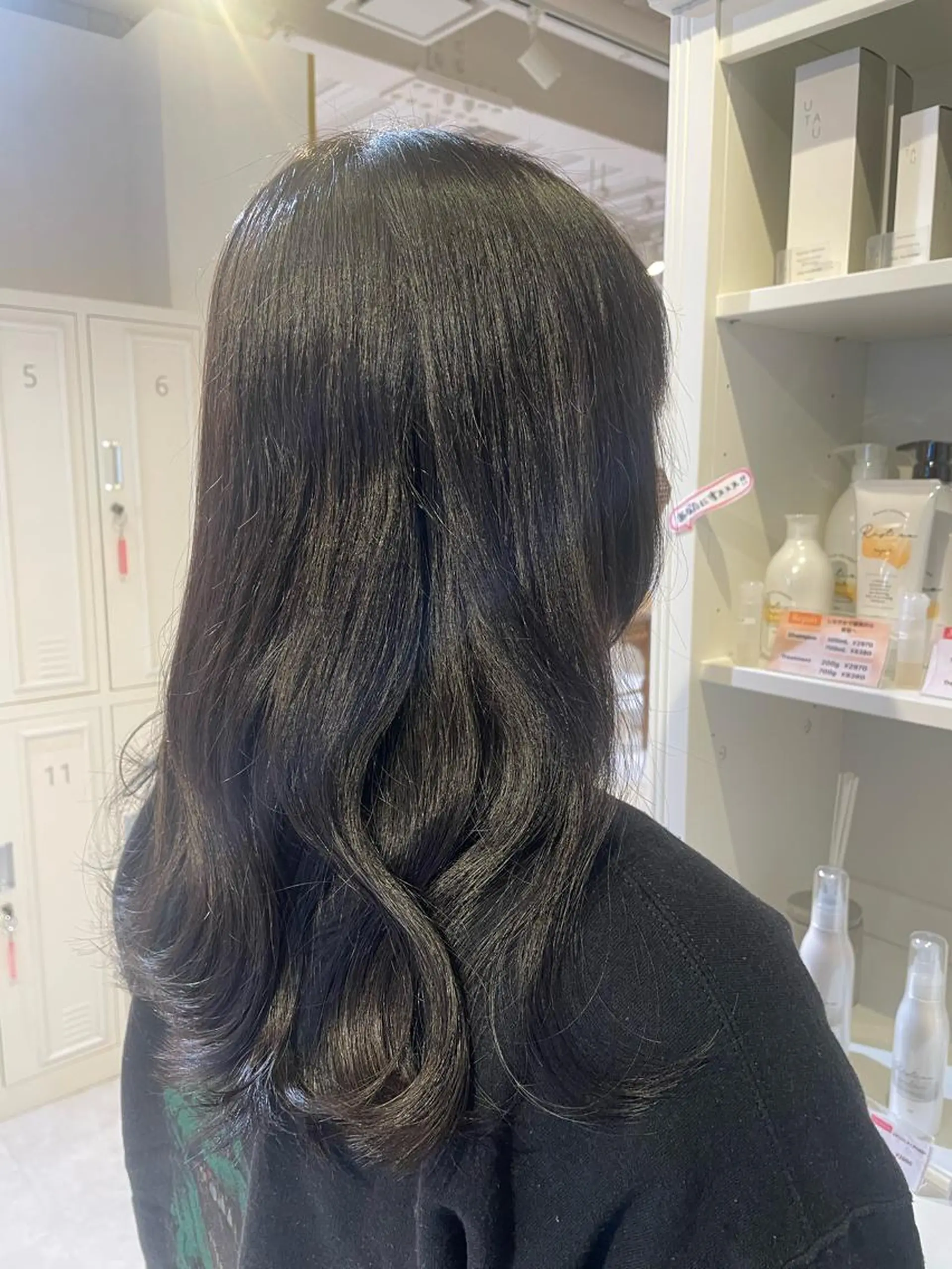 カラー 透明感カラー ヘアカラー 和田 真依のヘアスタイル