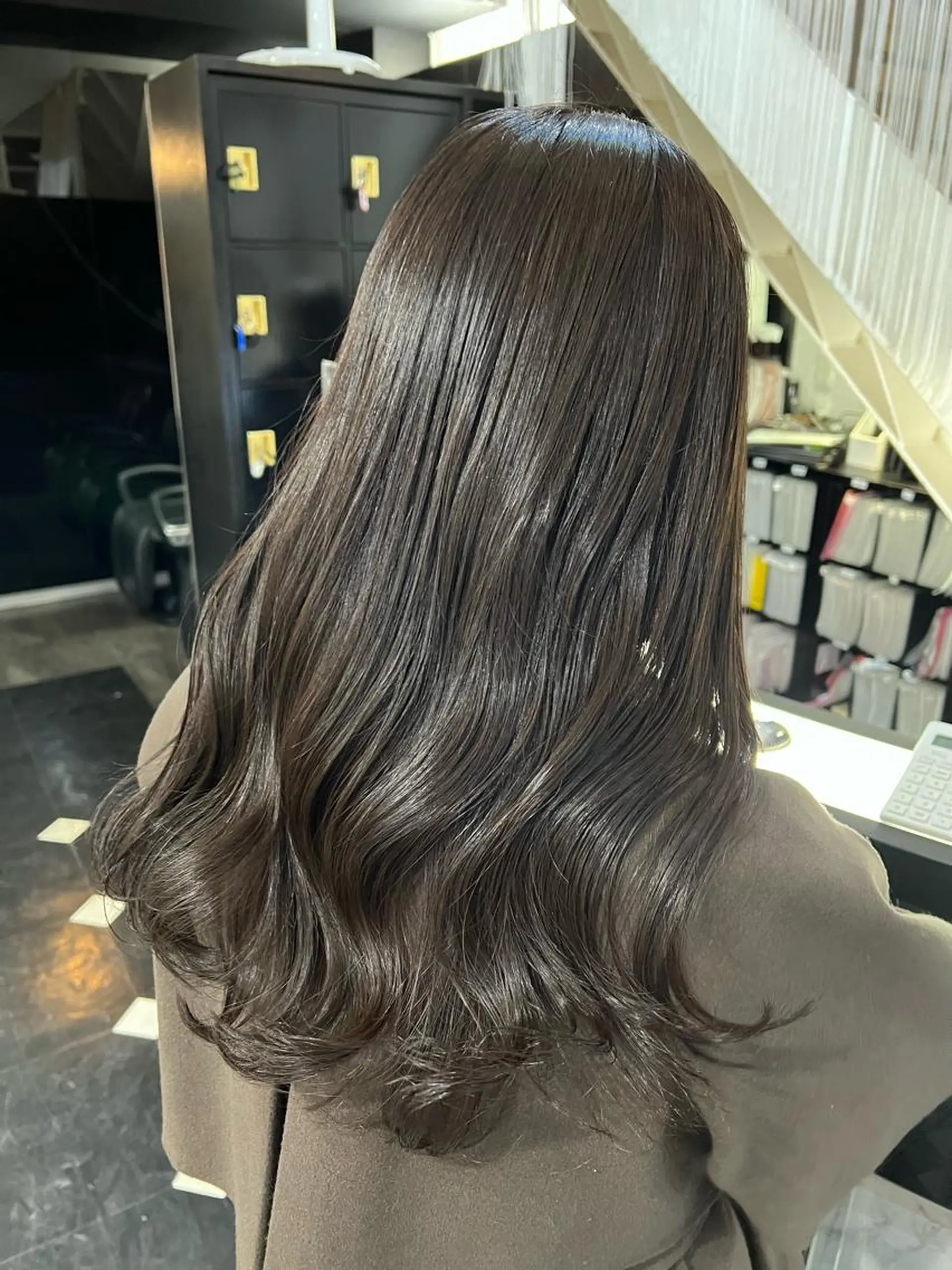 ロング カラー ベージュカラー ブラウンカラー ショコラグレージュ チョコレートブラウン ココアベージュ カット ヘアカラー トリートメント 艶髪モテヘア ♡tomimaのヘアスタイル