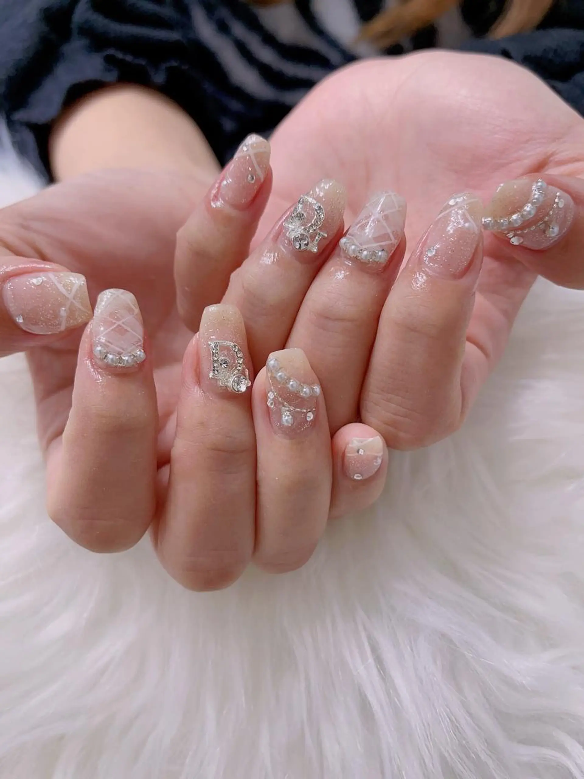 ネイル 菲菲ネイルサロン所属・FF フィフィネイルサロンのネイルデザイン