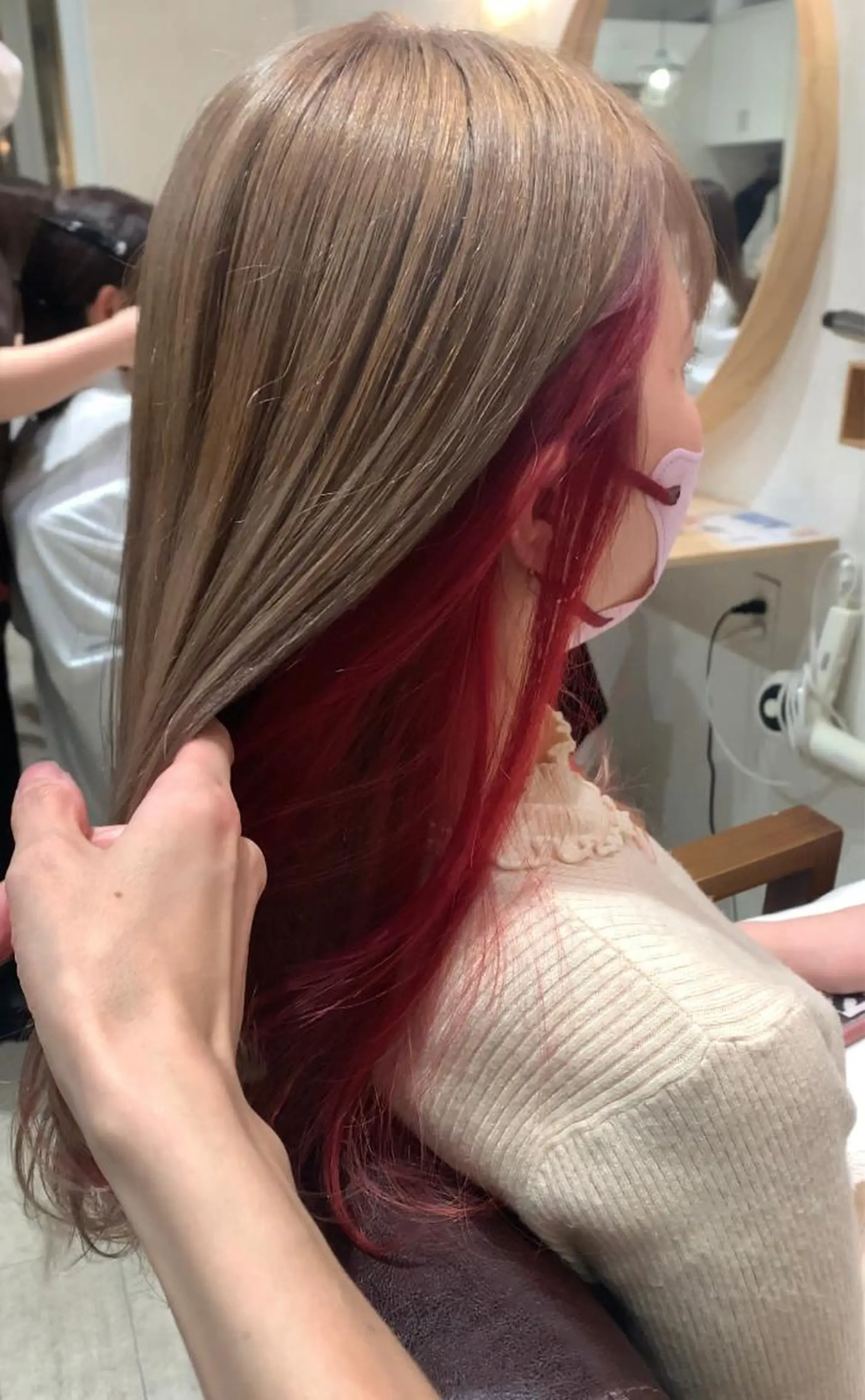 カラー イヤリングカラー ヘアカラー トリートメント Liberty 店長 TAJIMAのヘアスタイル