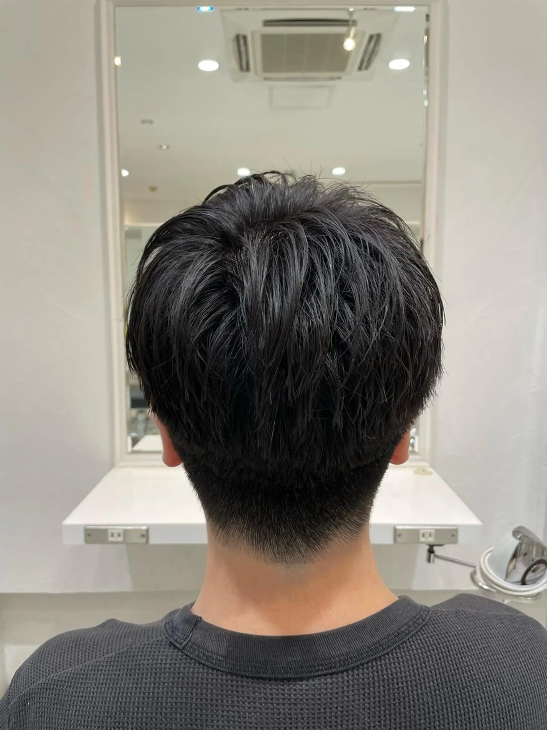 ショート メンズ JERICHO HAIR所属・河野 由佳の眉毛・アイブロウイメージ