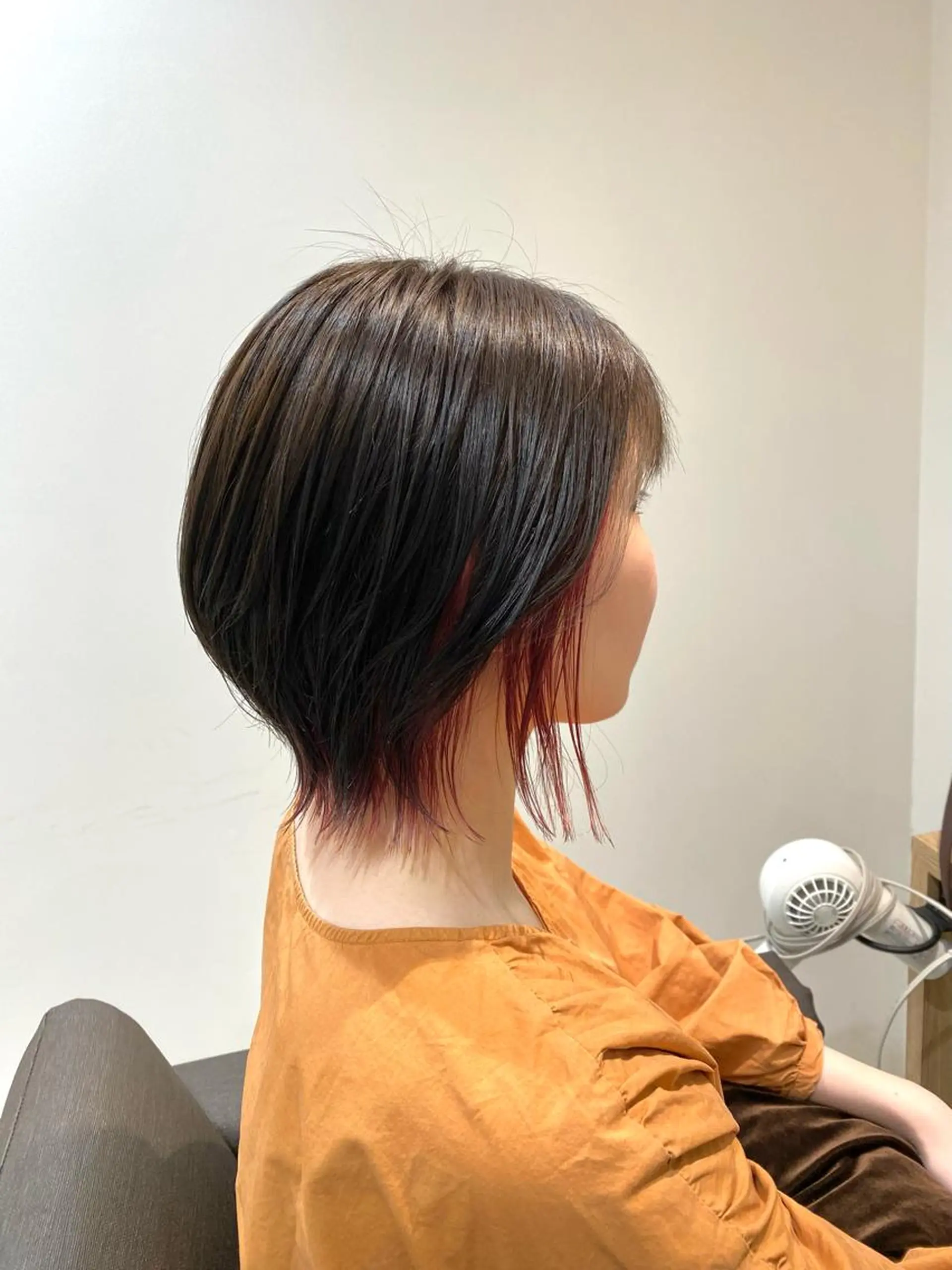ミディアム カット ヘアカラー 梅本 彩香のヘアスタイル