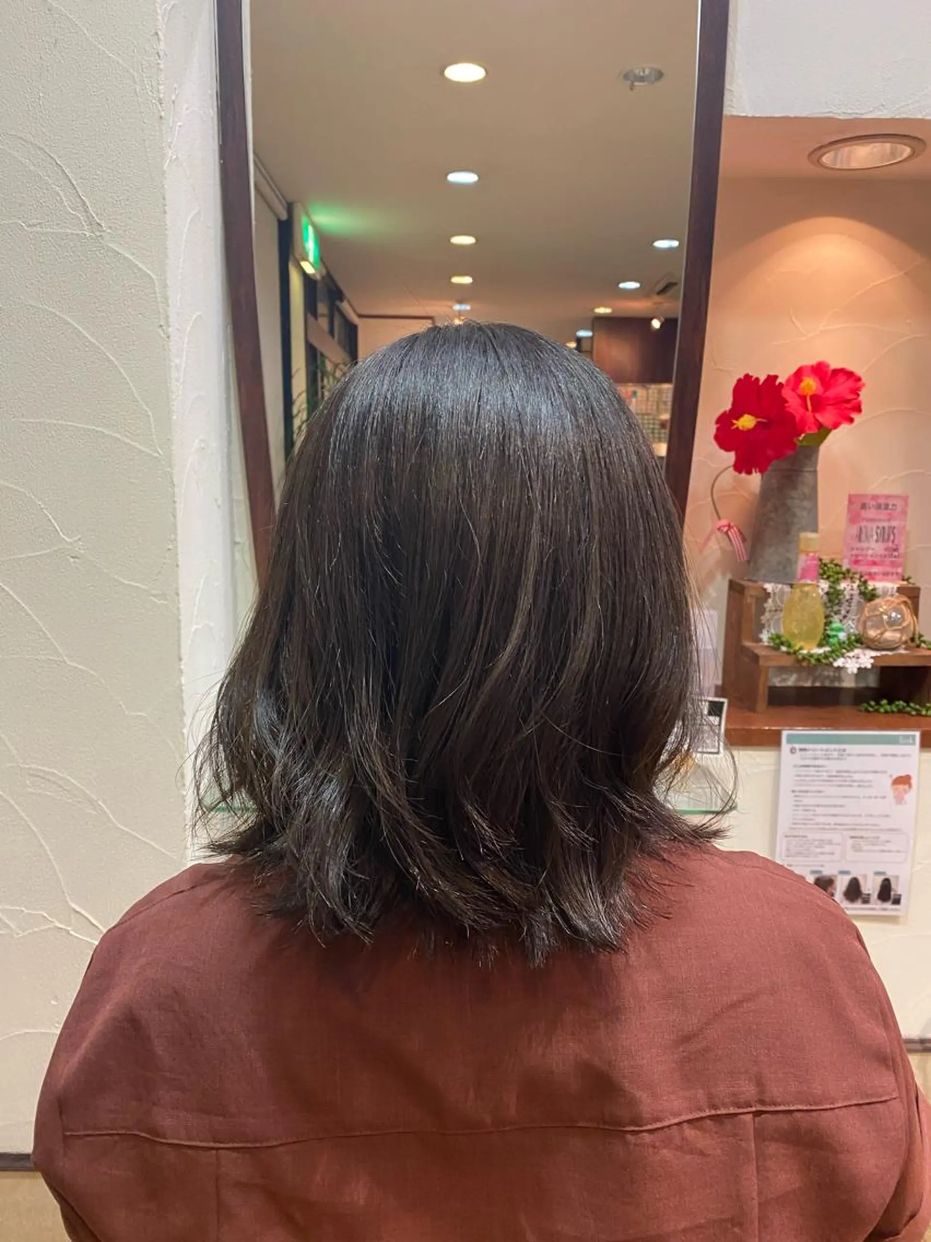 ミディアム カラー アッシュ アッシュブラウン ブラウンカラー SUPREME HAIR 船橋店所属・サプリームヘア 飯田みち瑠のヘアスタイル