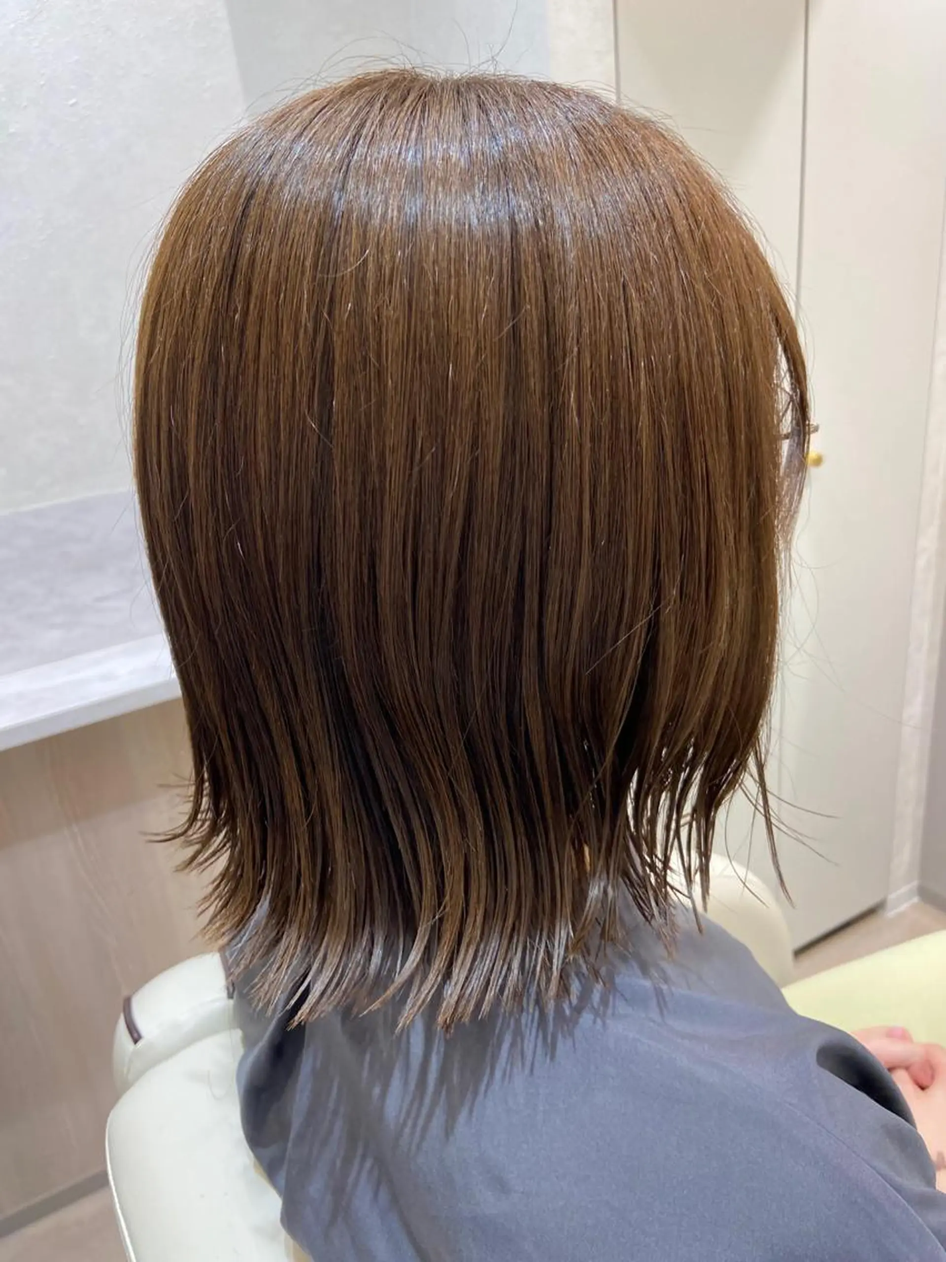 ミディアム マツザキ チナツのヘアスタイル