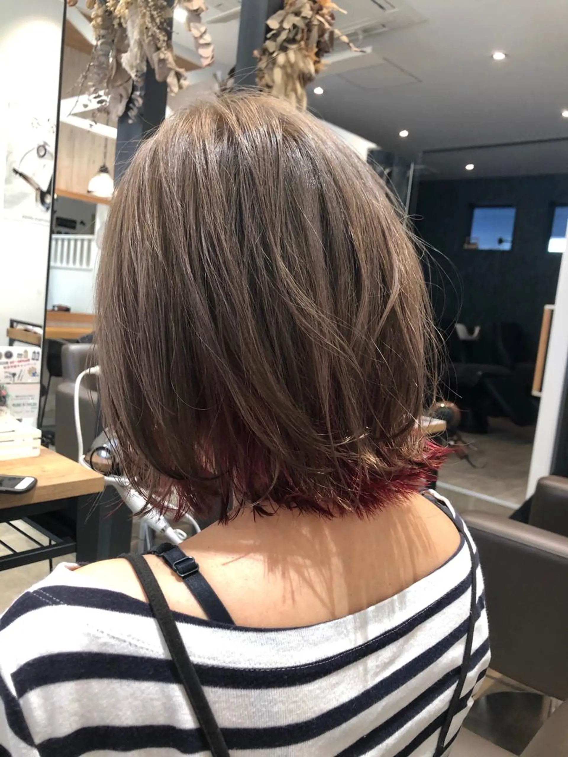 ミディアム カラー 鈴村 大介のヘアスタイル