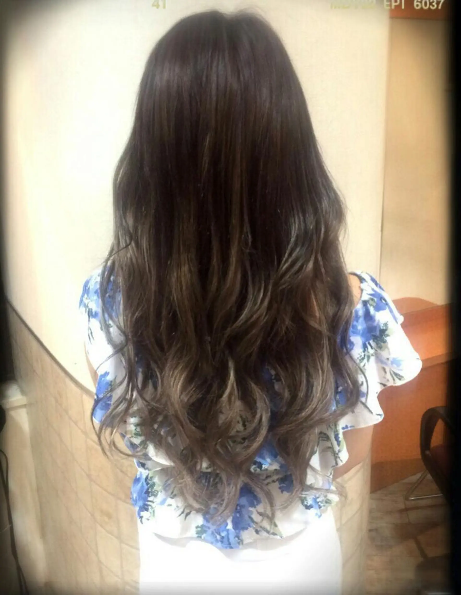 ロング カラー アッシュ グラデーションカラー ハイライトカラー パープルカラー パープルアッシュ TRUNS髪質改善所属・100%髪質改善特化 TRUNSのヘアスタイル