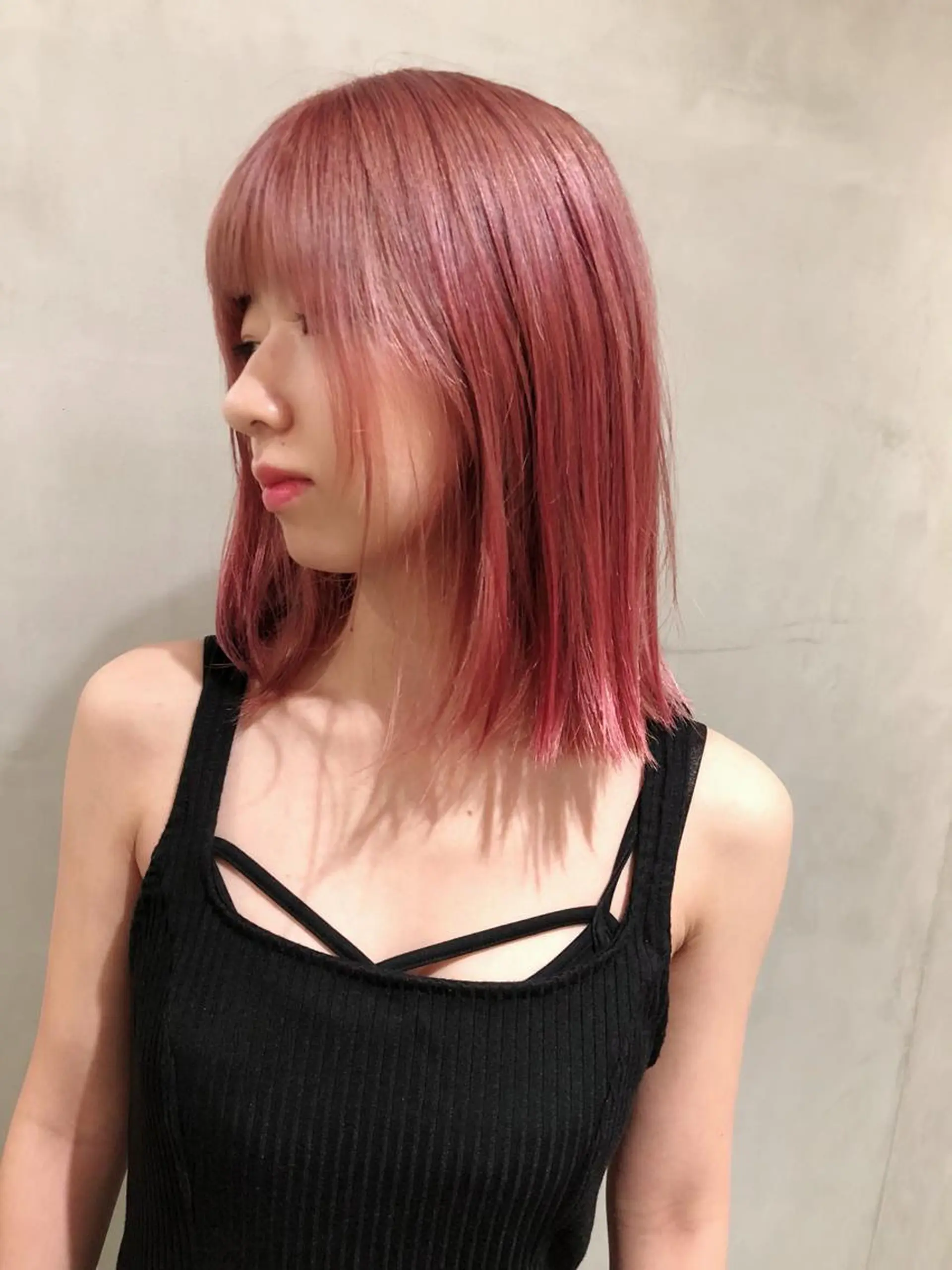 ミディアム カラー ピンクカラー ヘアカラー トリートメント laughl所属・大西 直人のヘアスタイル